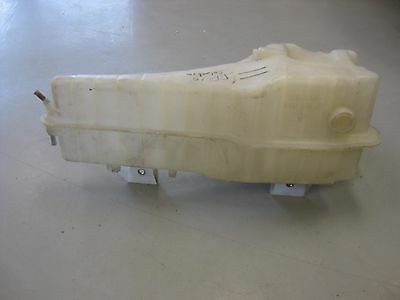 Used Freightliner Columbia Surge Tank - P/N  05-24406-001, 05-24689-000 (3939454058582)