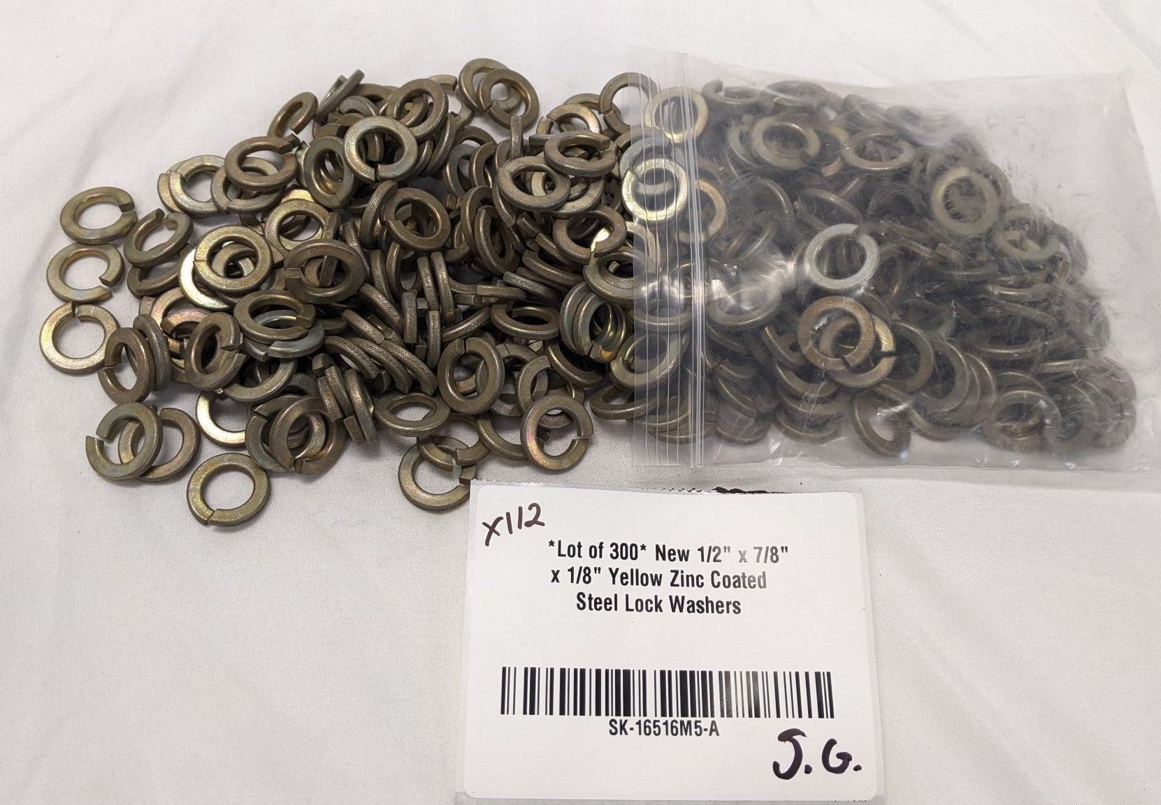300 Yellow Zinc Steel Split Lock Washers 1/2"