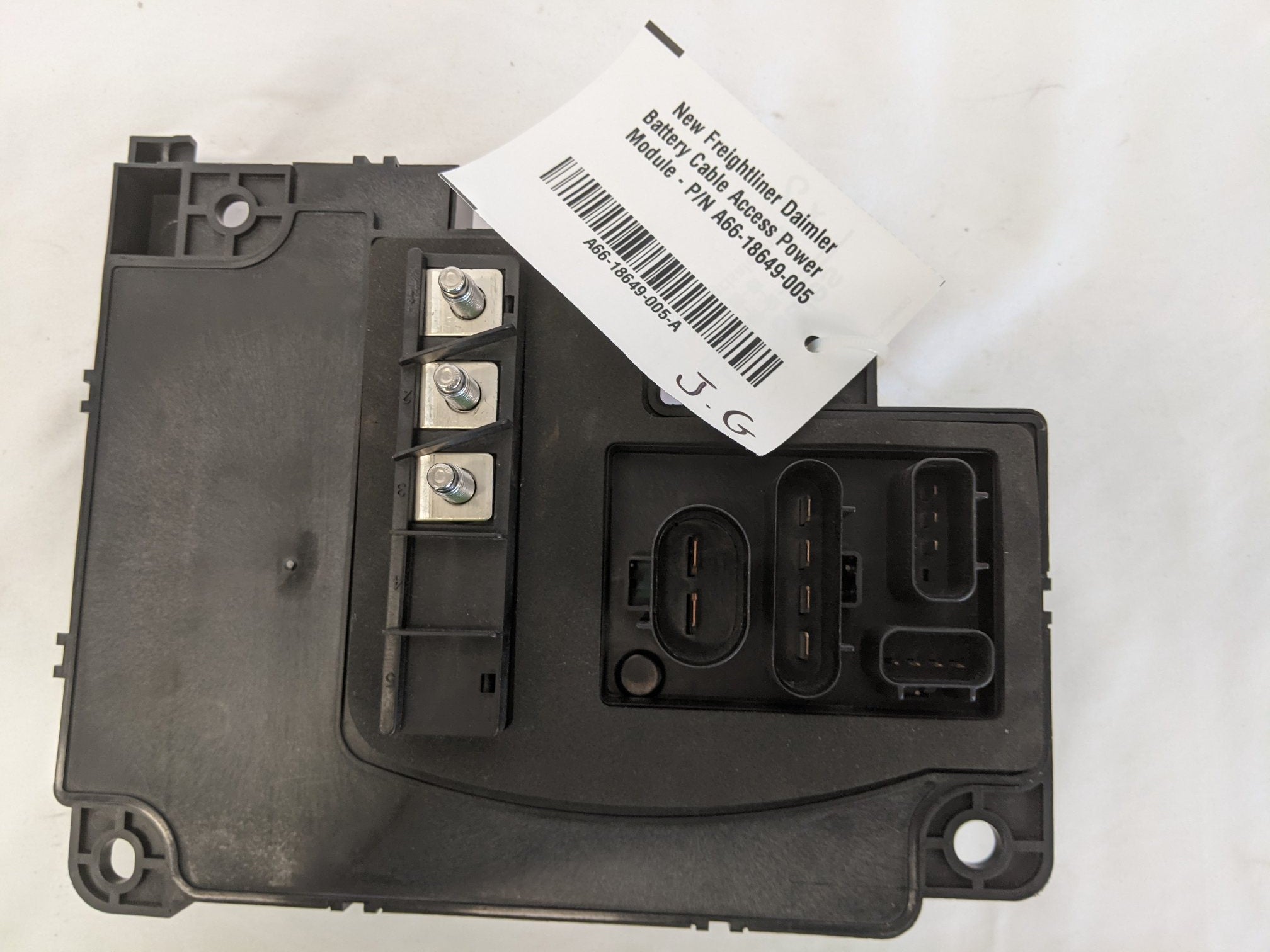 New Freightliner Daimler Battery Cable Access Power Module - P/N A66-18649-005 (10173276127548)