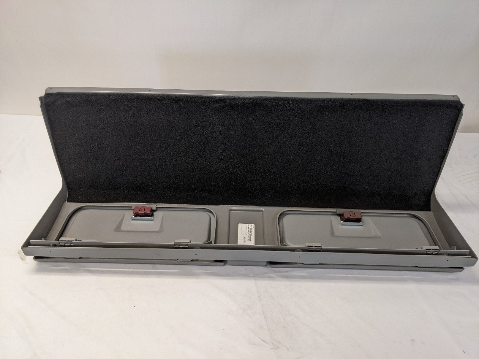 Damaged FTL Columbia Mid-Roof Overhead Rear Sleeper Cabinet - P/N A22-47743-012