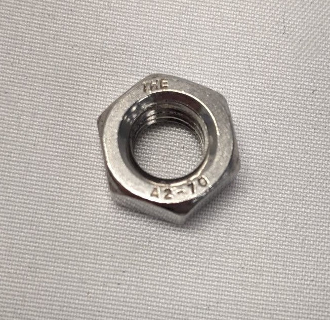 M8-1.25 A2-70 Stainless Steel Nuts Zinc Lot/100