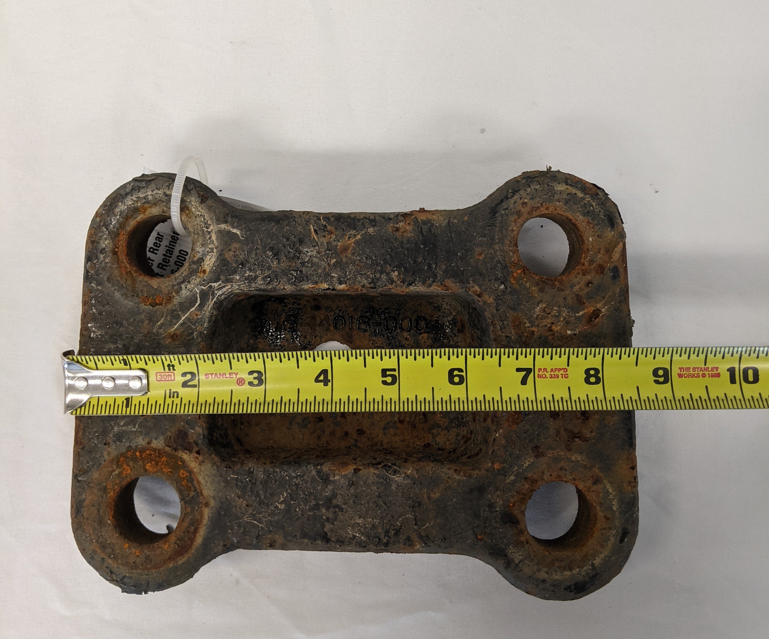 Used Freightliner Rear Suspension U-bolt Retainer - P/N  16-14016-000 (10091614568764)