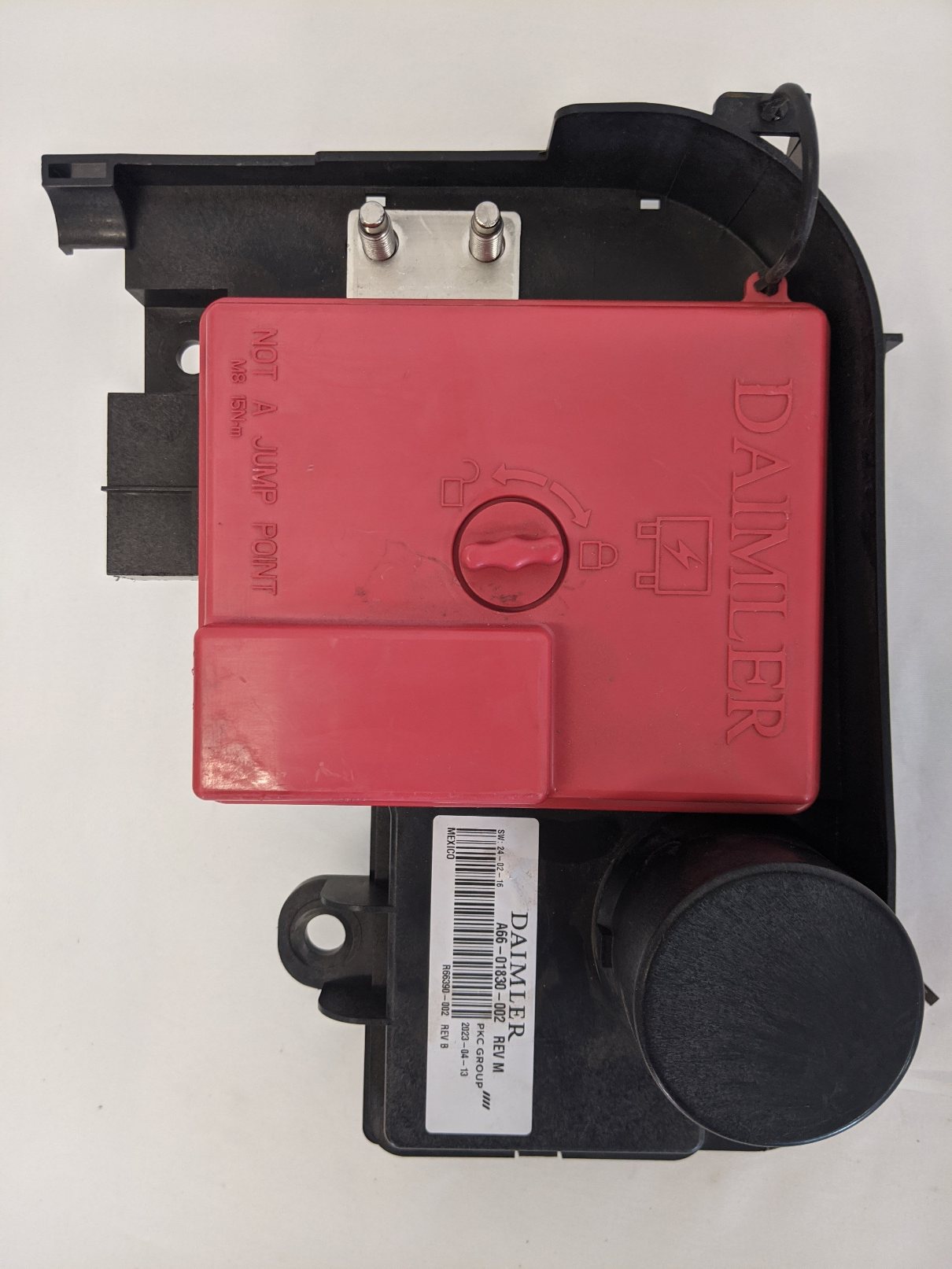 Damaged Freightliner Daimler Battery Cable Access Power Module-P/N A66-01830-002 (10174385357116)