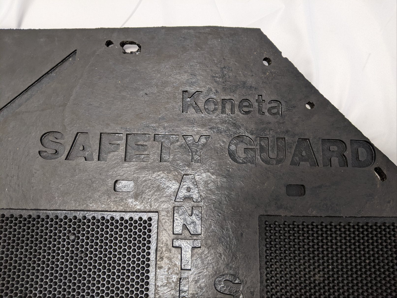 Koneta 30" LH Mitered Black Rubber Mud Flap 22-61643-412