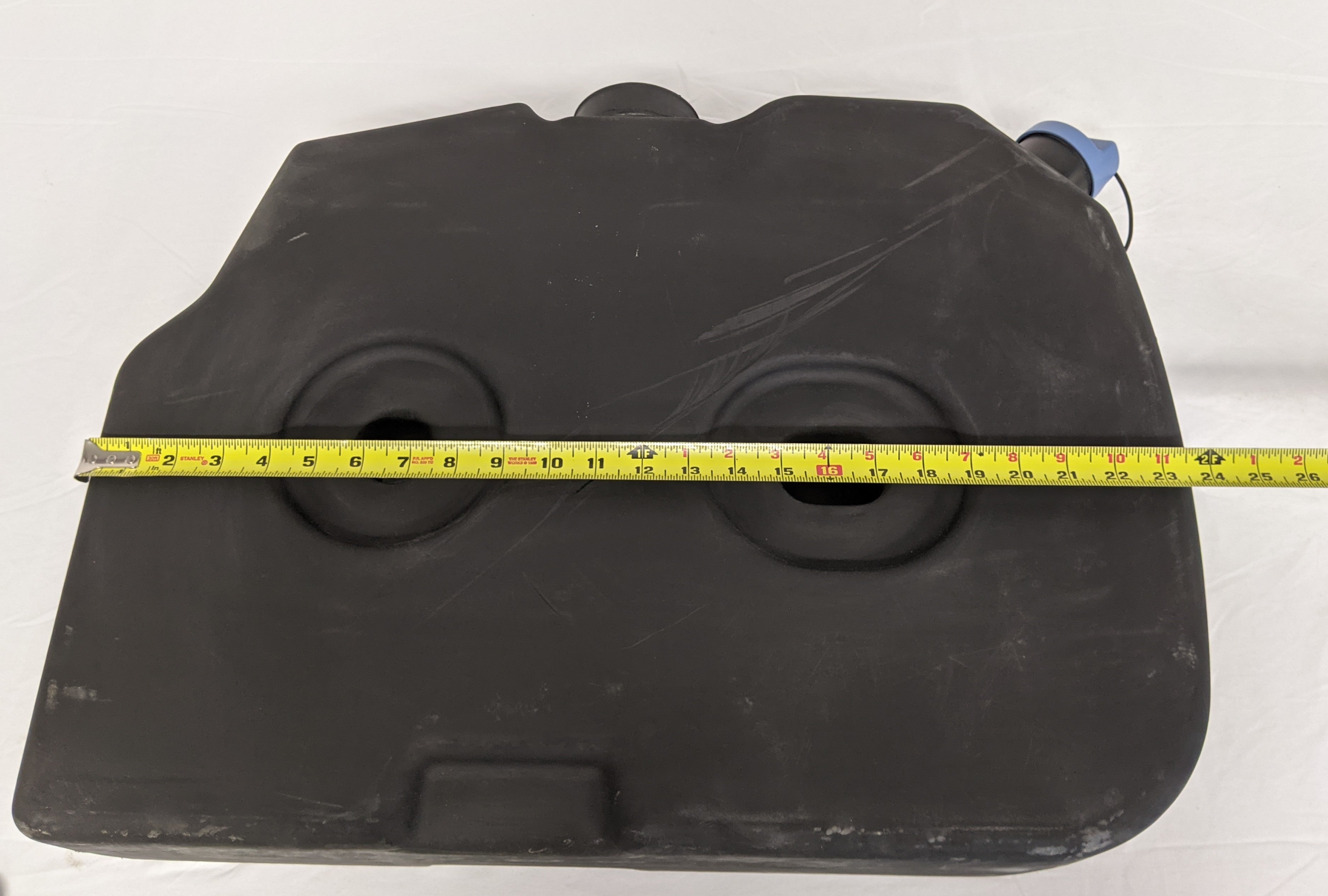 Freightliner 6-Gallon DEF Tank - P/N  04-30382-000 (3939795402838)