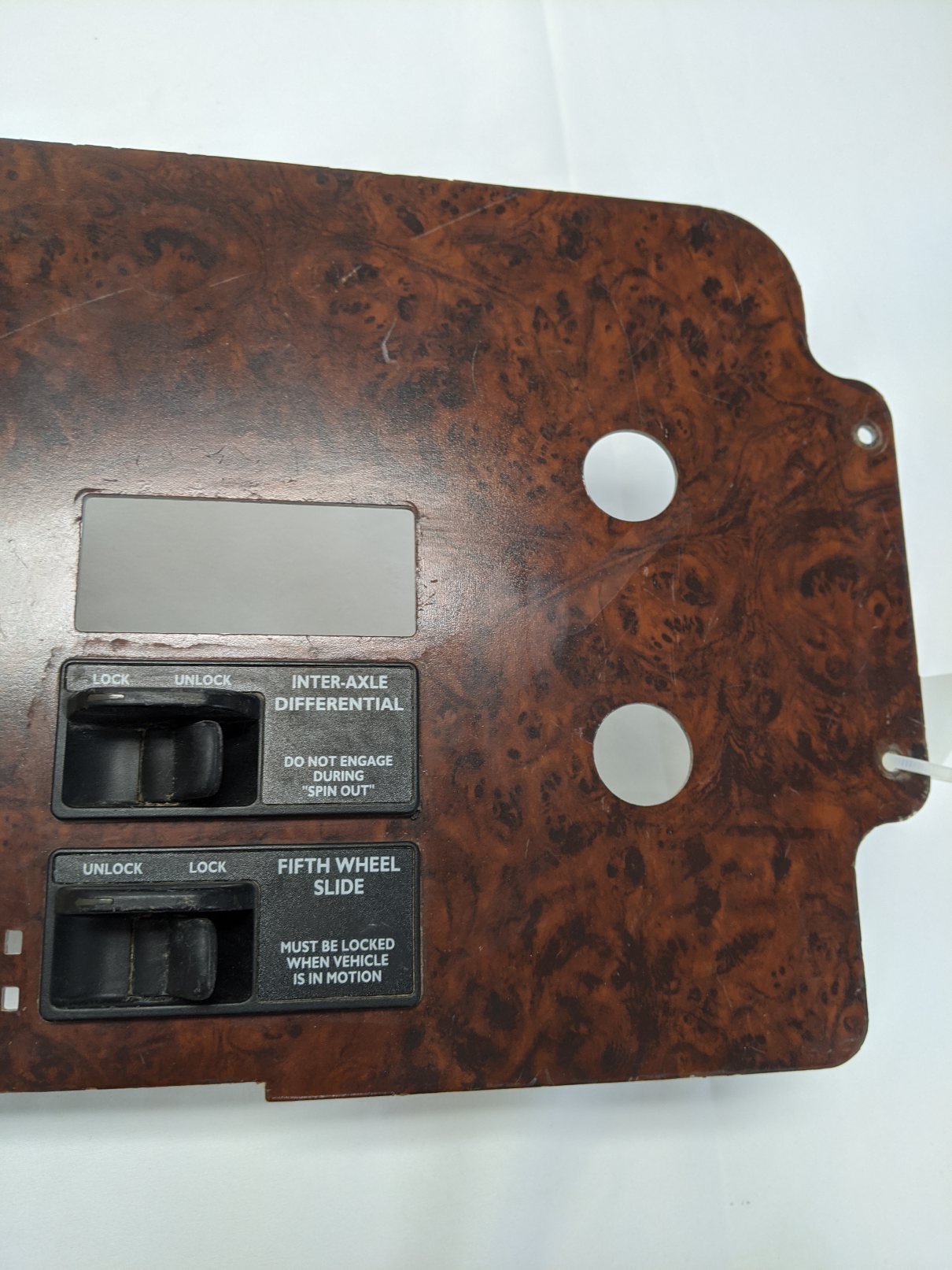 Used Freightliner Columbia Center Instrument Dash Panel  - P/N  22-45867-000