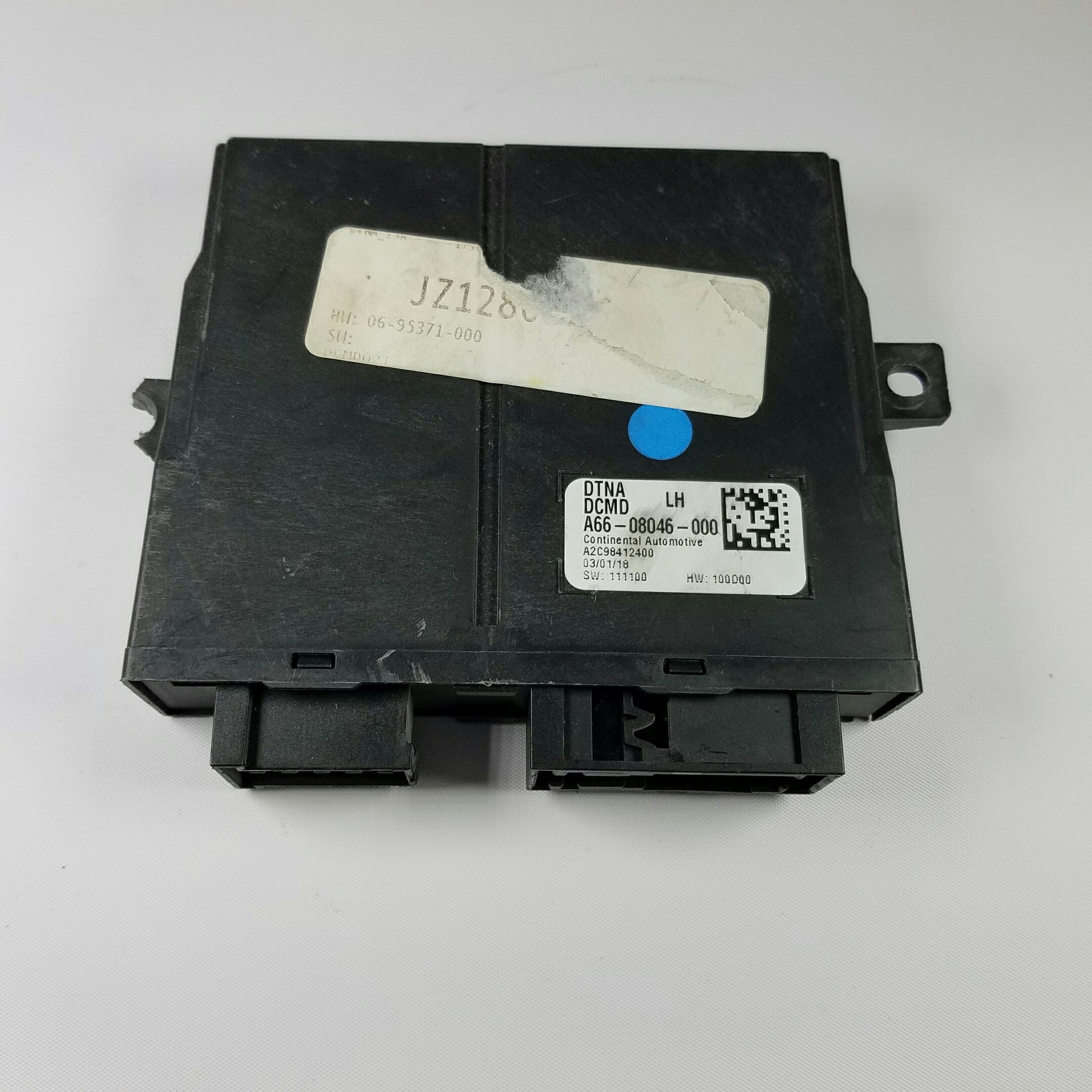 Damaged Freightliner LH (Driver) Door Control Module - P/N  A66-08046-000 (3968360874070)