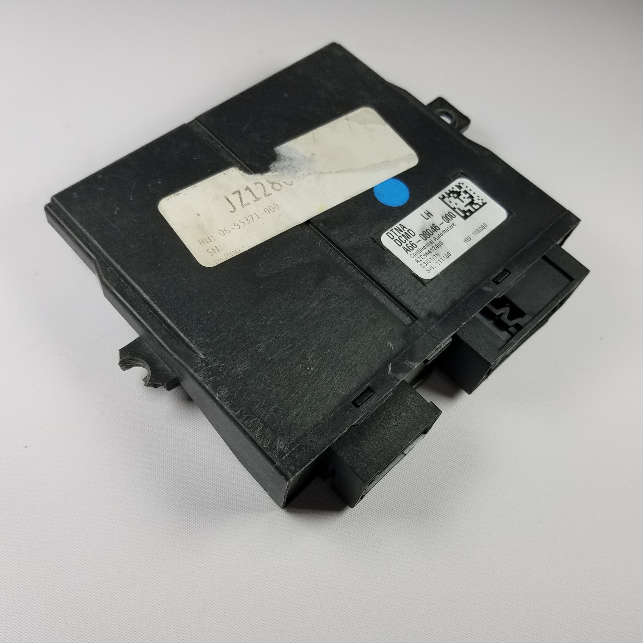 Damaged Freightliner LH (Driver) Door Control Module - P/N  A66-08046-000 (3968360874070)