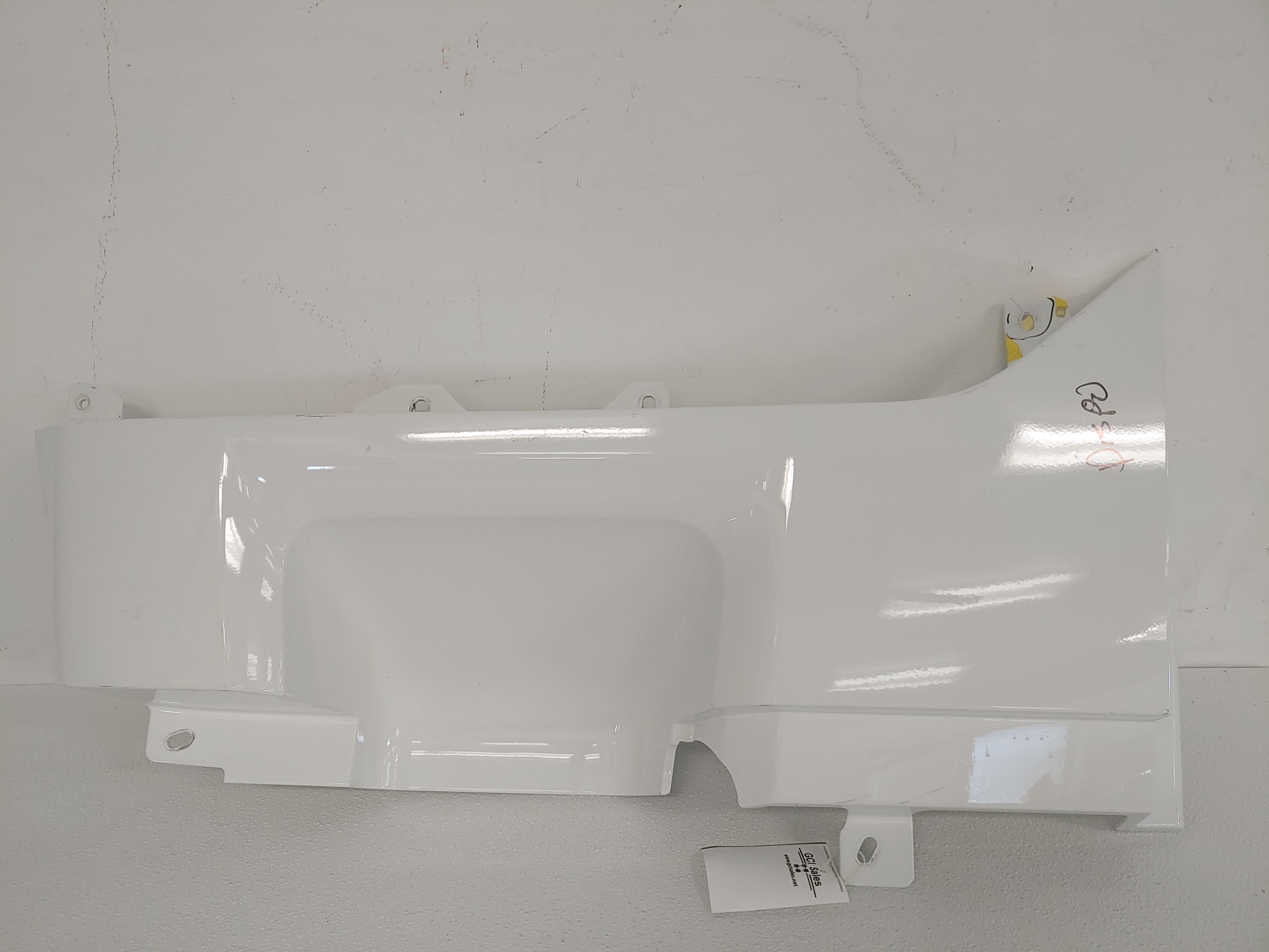 Damaged Western Star 49X SFA LH Side Cowl Panel - P/N 18-72418-000 (8972935561532)