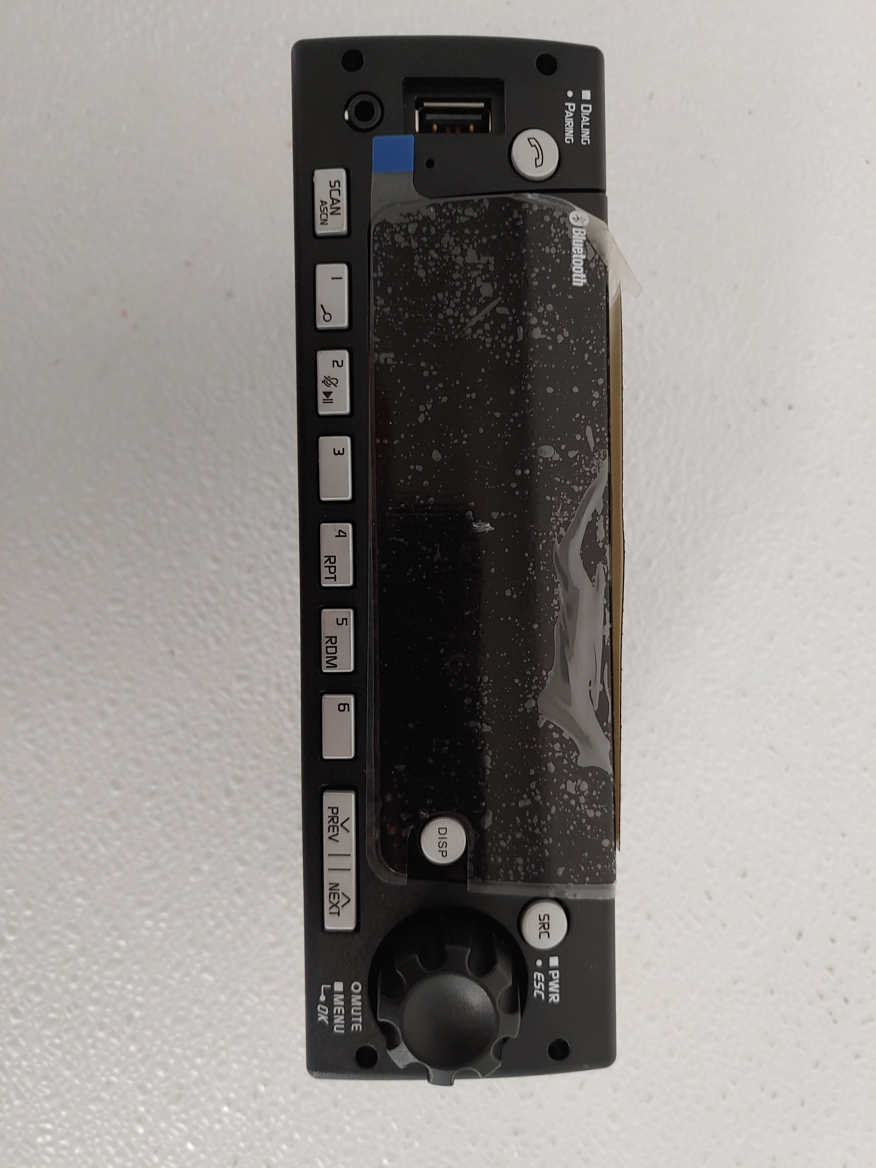 *Missing Bracket* Freightliner DEA710 Radio - P/N  A22-78678-000 (8755974308156)