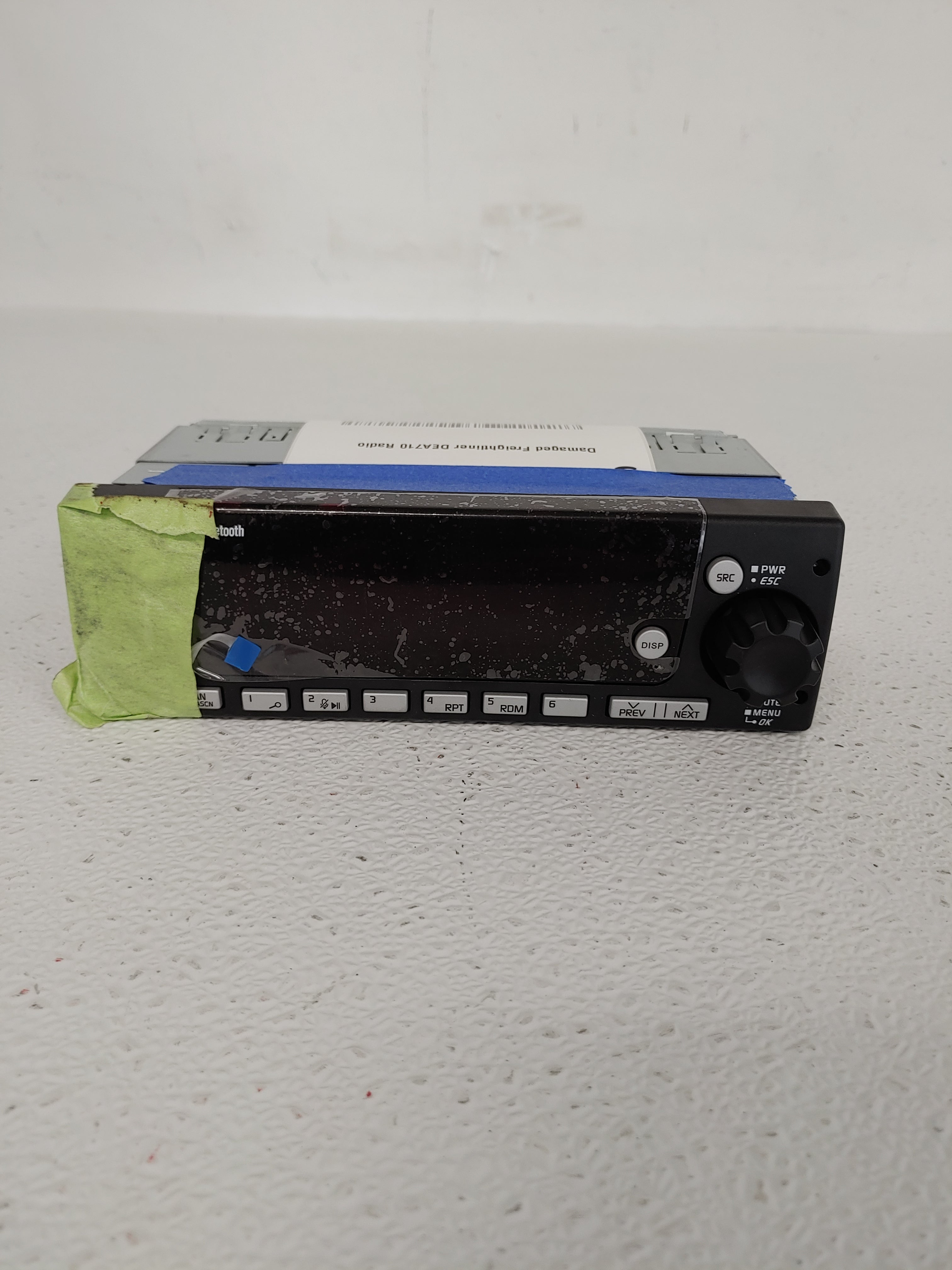 Damaged Freightliner DEA710 Radio - P/N  A22-78678-000 (8755980009788)