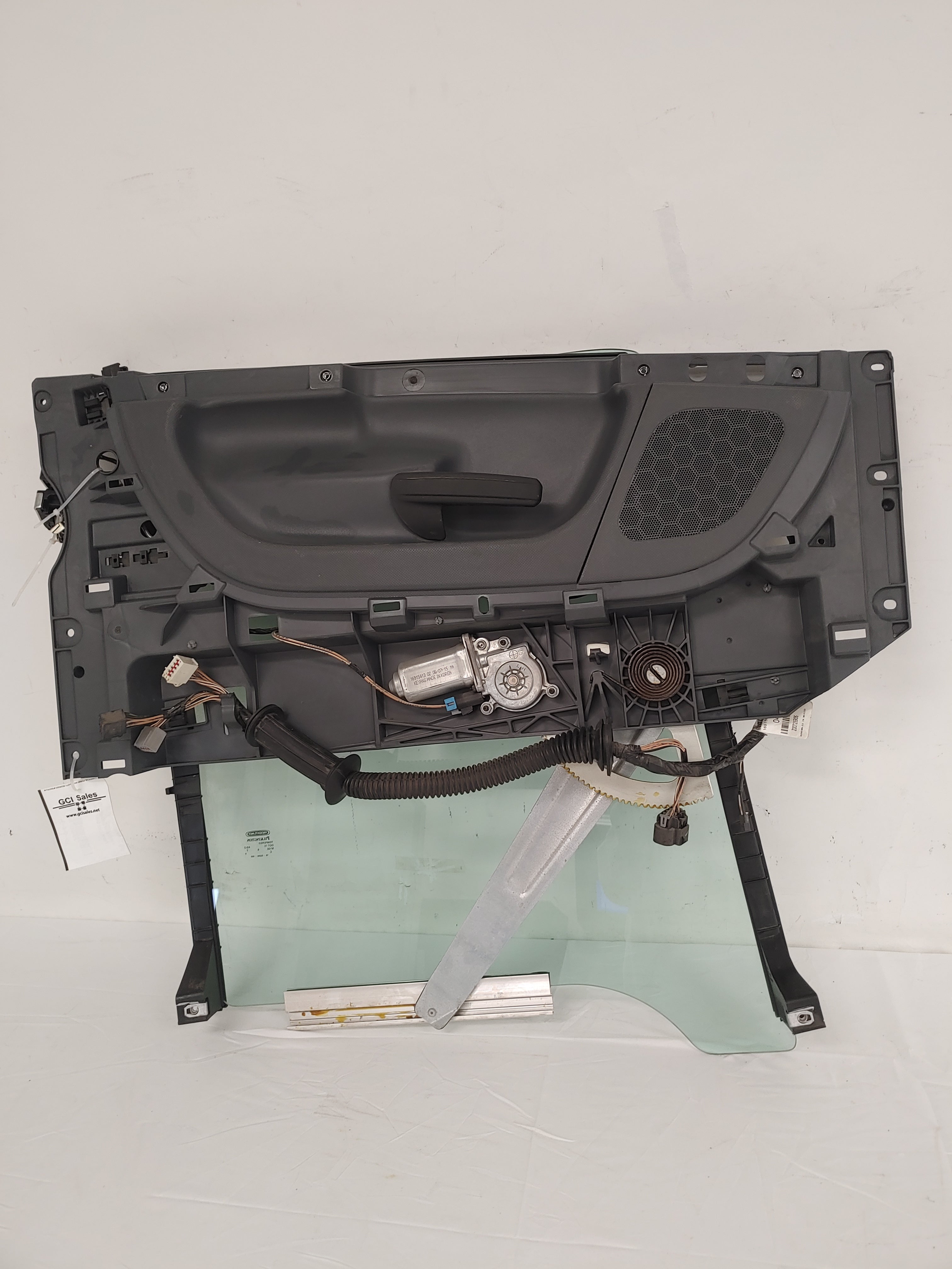 Damaged Freightliner P3 LH Power Lock Door Module - P/N: A18-68937-002 (9580259508540)