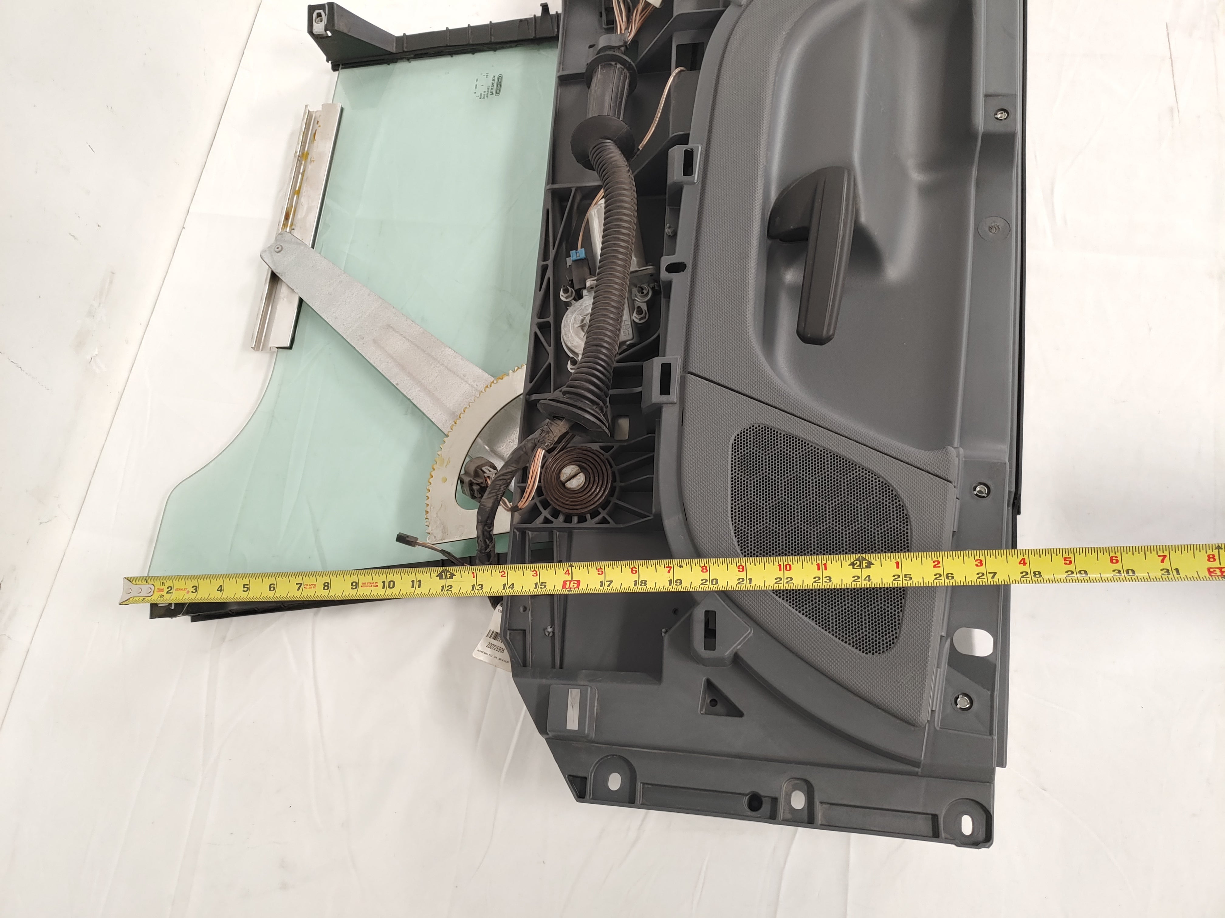 Damaged Freightliner P3 LH Power Lock Door Module - P/N: A18-68937-002 (9580259508540)