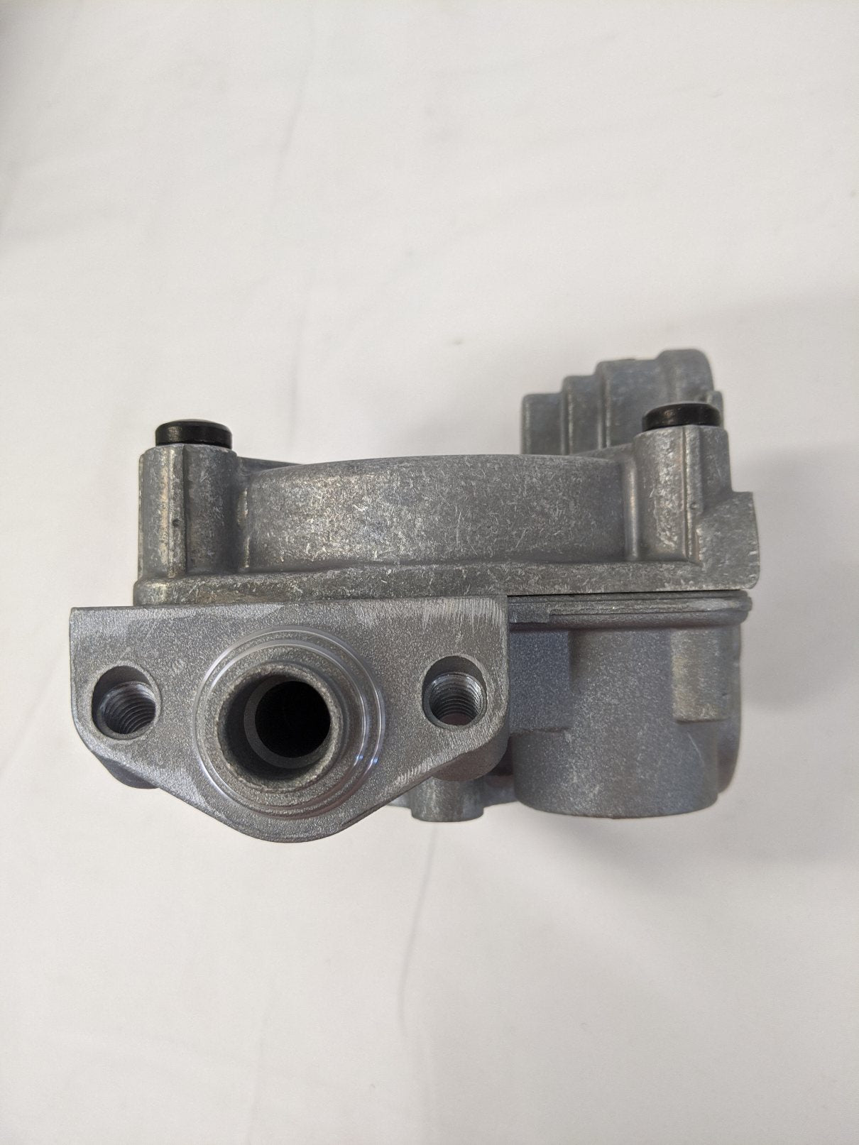 New Wabco 12V 2-Delivery Port ABS Relay valve Kit - P/N  WAB 400 611 034 0 (10157608960316)
