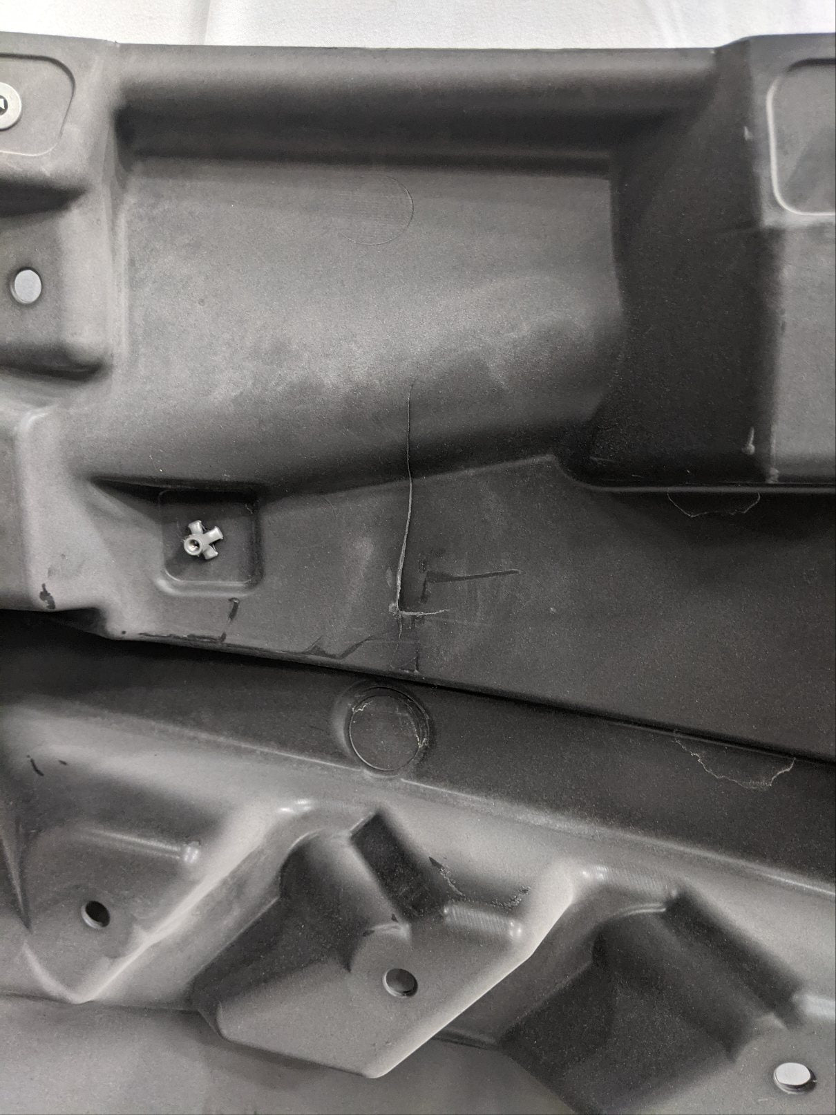 Damaged Freightliner LH Cabin Mounted Splash Guard - P/N A22-74146-000