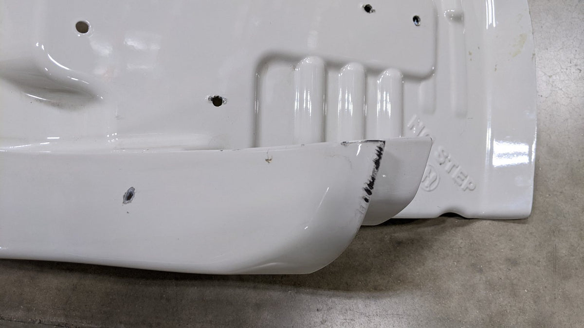 Western Star 47X RH Front Fender Extension | A22-77020-005