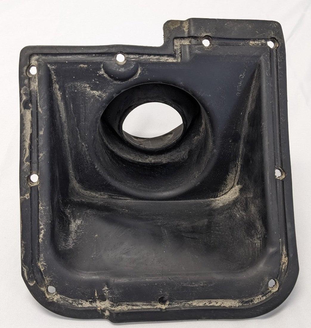 Freightliner Steering Column Boot Used 14-12078-000