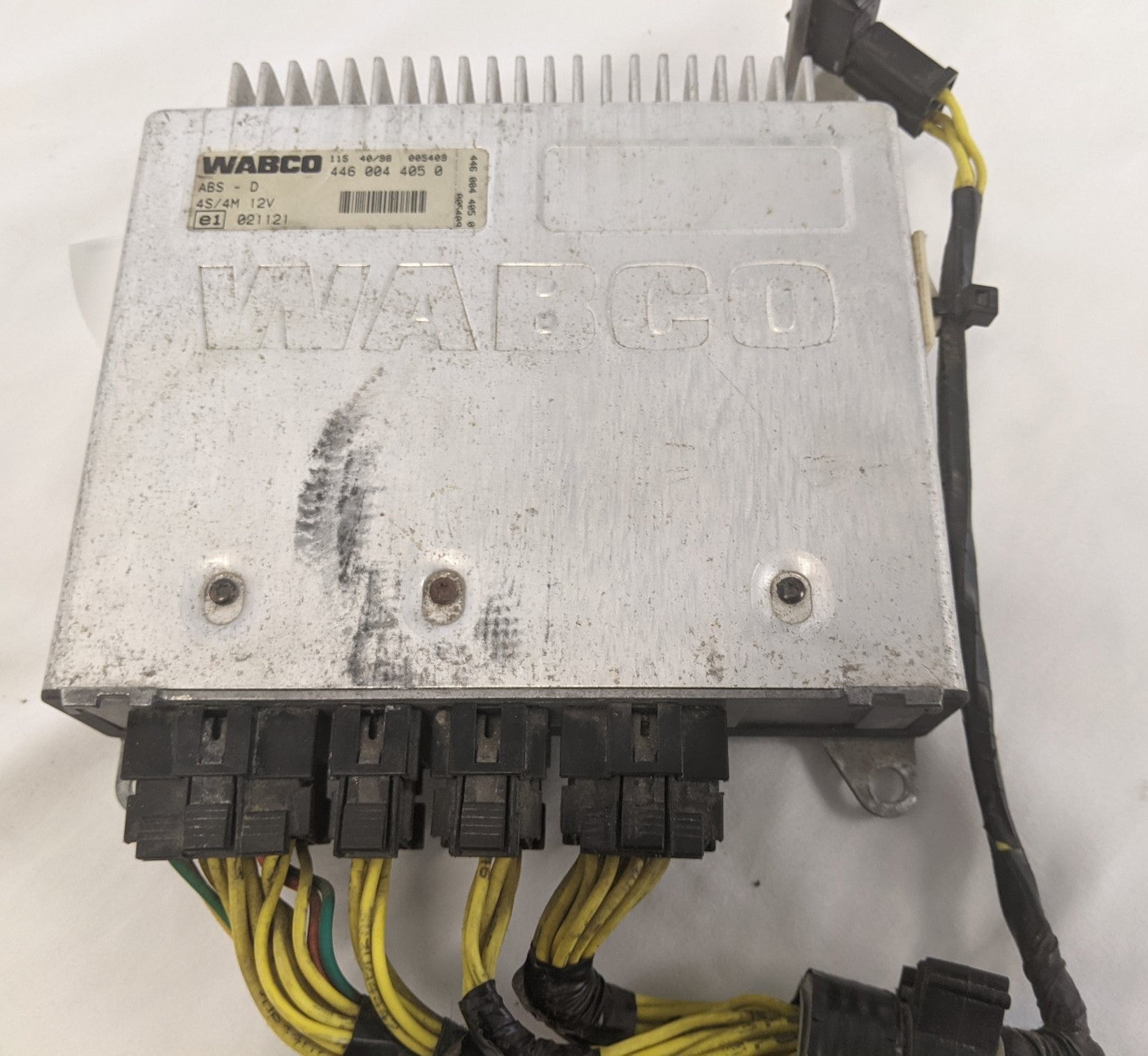 Used Wabco ABS ECU w/ Wiring Harness - P/N 446 004 405 0