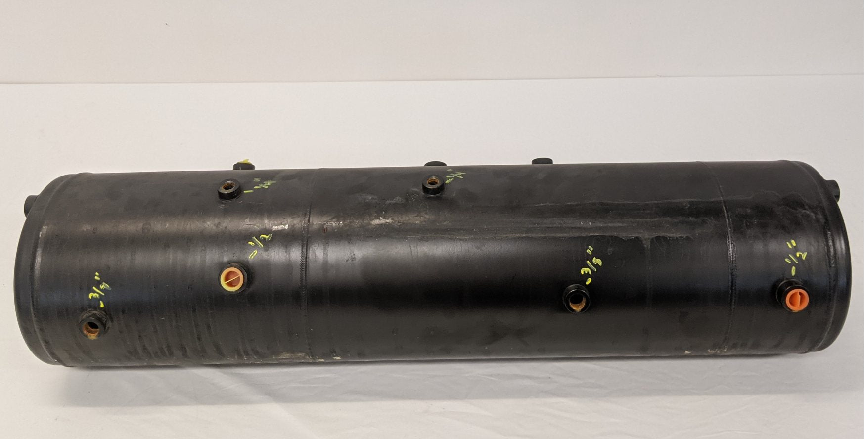 Freightliner 2180 cu. in. Steel Dual Air Tank - P/N 12-21748-000 (10118321013052)