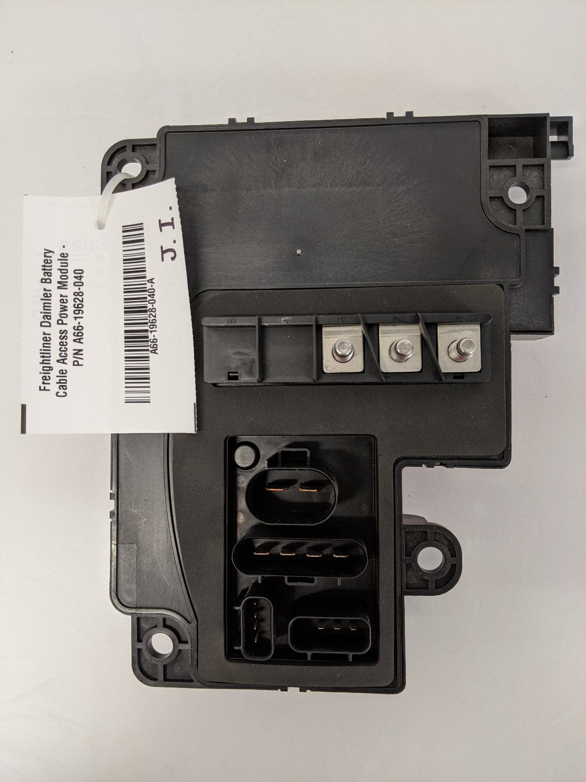 New Freightliner Daimler Battery Cable Access Power Module - P/N A66-19628-040 (10169454002492)