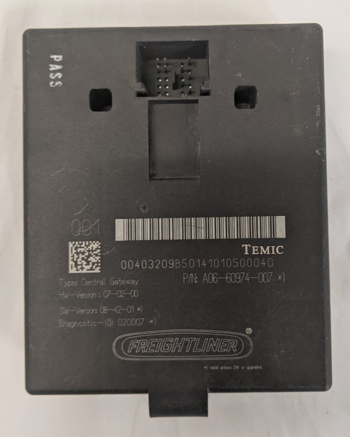 Used Freightliner Central Gateway Multiplexing Control Module -P/N A06-60974-007