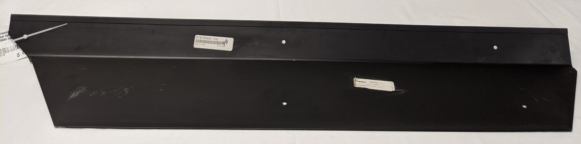 Western Star 4700 RH Setback Axel Rear Skirt Panel - A18-65665-100