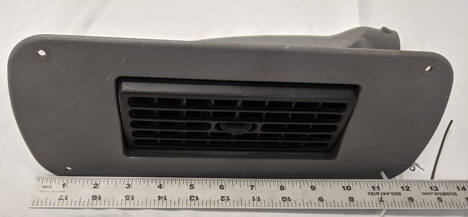 Used Freightliner Columbia Sleeper Air Vent Louver & Bezel - P/N A22-59504-001