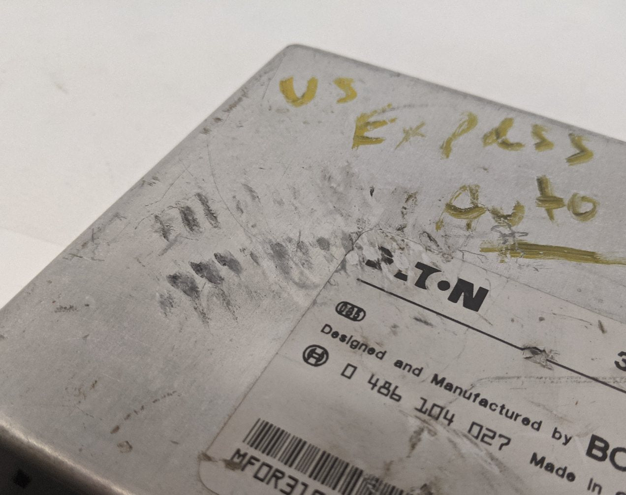 Used Eaton Antilock Brakes Electronic Control Unit - P/N ETN 300144