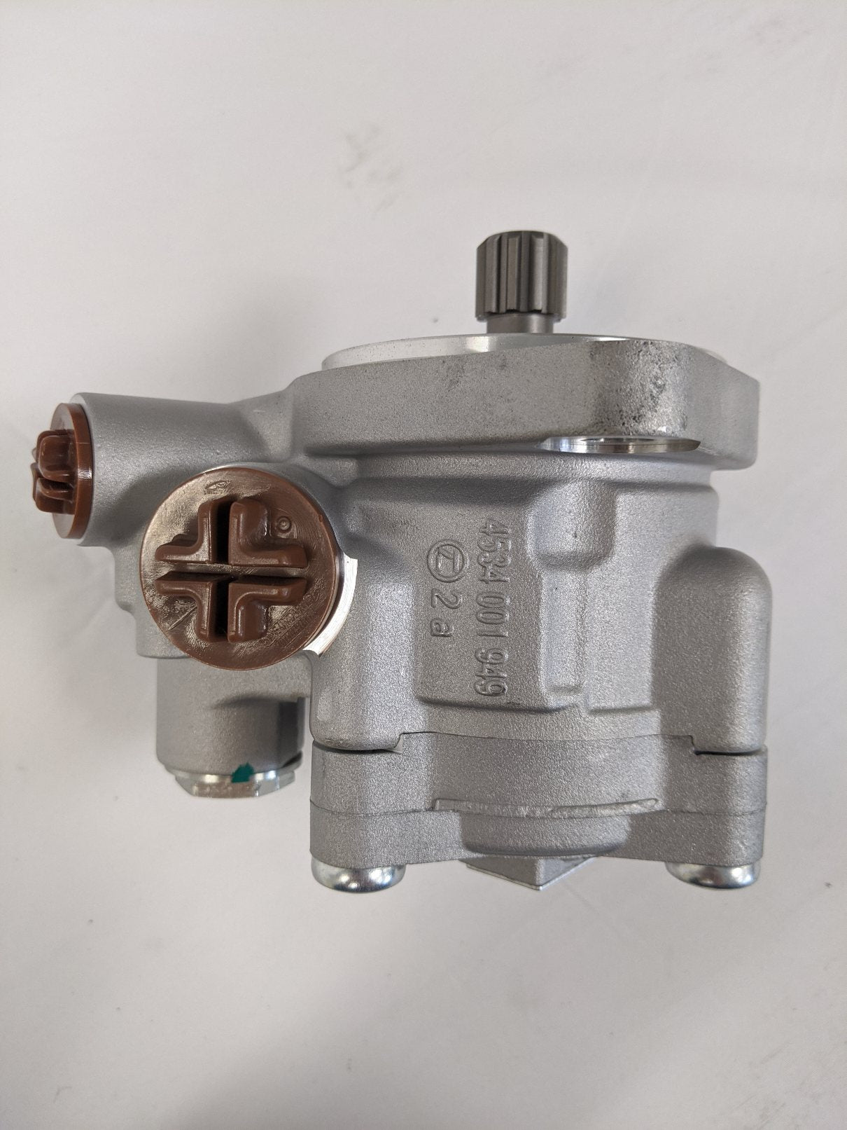 New Freightliner MD 201618LES Power Steering Pump - P/N 14-20739-011 (10162194088252)