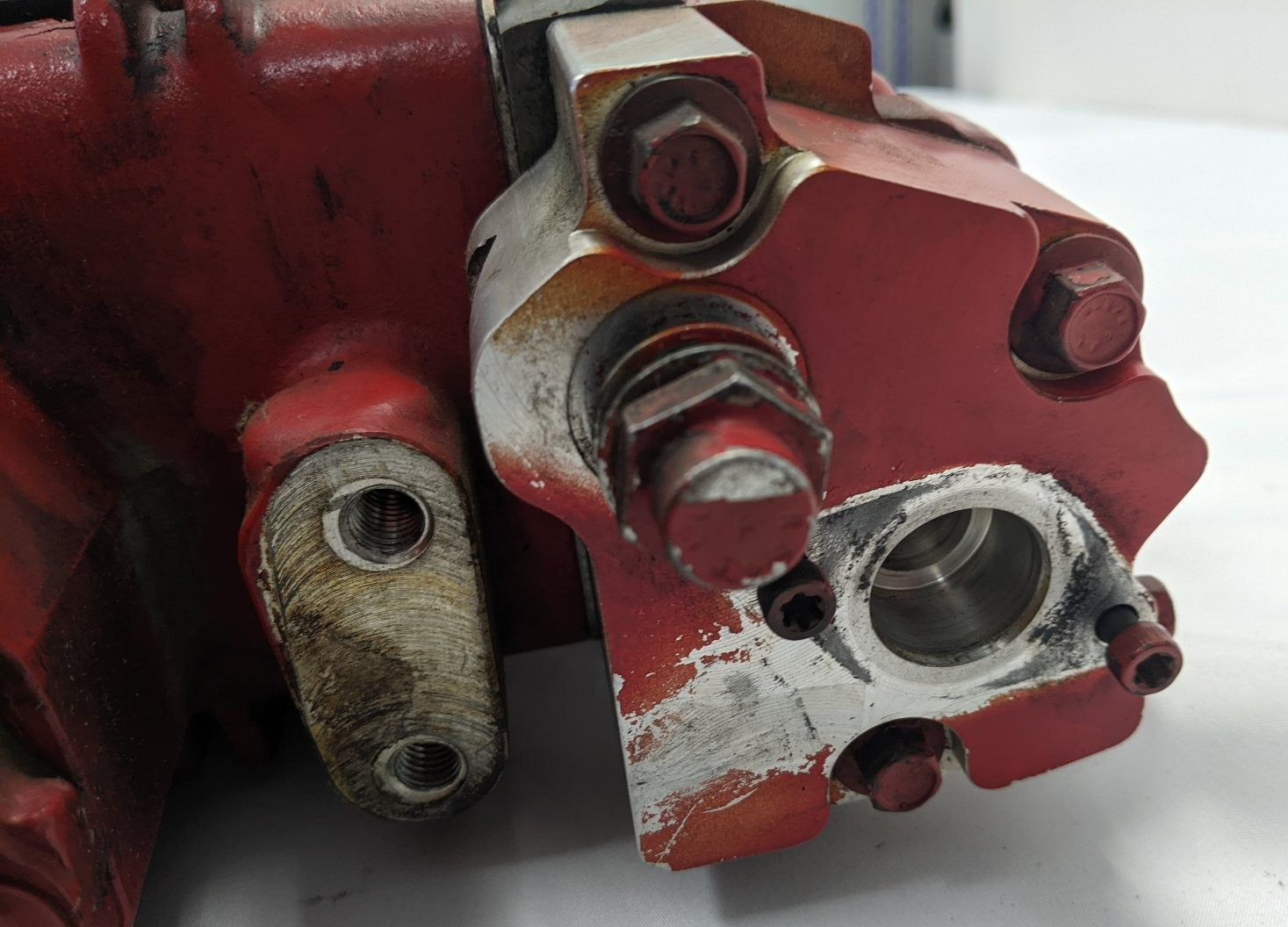 Used Cummins ISX15 Two Piston High Pressure Fuel Pump -P/N 2872662