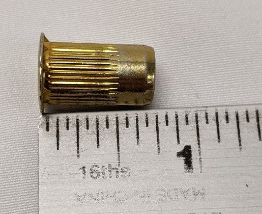 *Lot of 100* 1/4"-20 Large Flange Steel Yellow Zinc Plated Ribbed Rivet Nuts