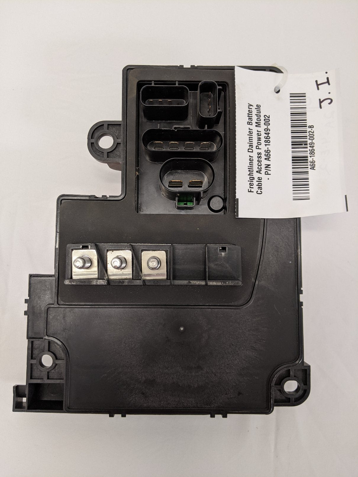 New Freightliner Daimler Battery Cable Access Power Module - P/N A66-18649-002 (10169455313212)