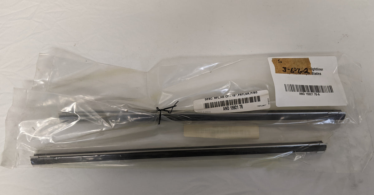 *Lot of 2* New Freightliner 15" Refill Wiper Blades -  P/N 1592178