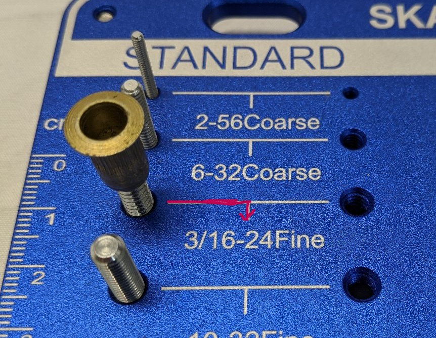 *Lot of 100* 3/16-24 Large Flange Steel Yellow Zinc Plated Ribbed Rivet Nuts