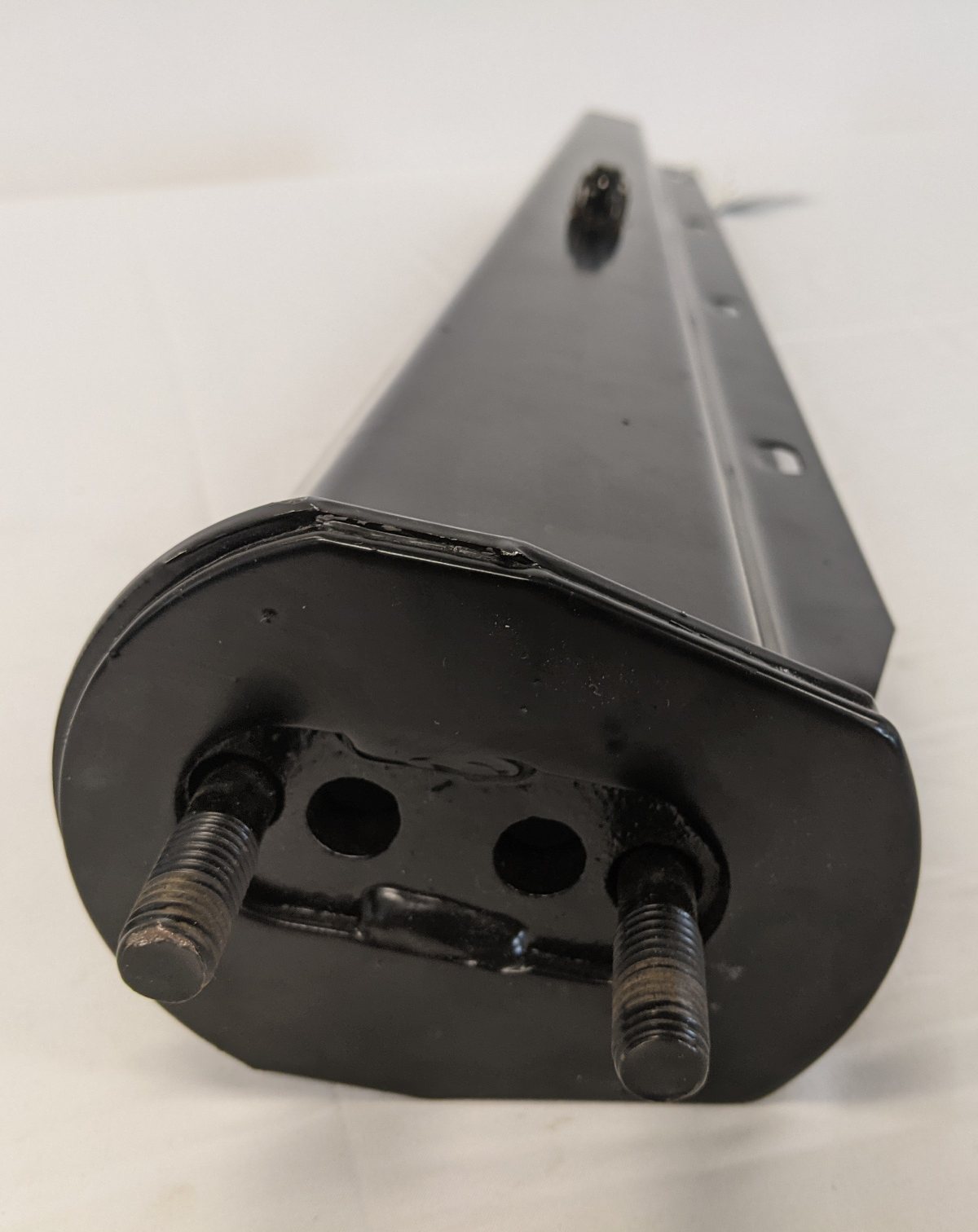 Freightliner Mud Flap Bracket Reversible P/N: BTS-A703000NTBU-B