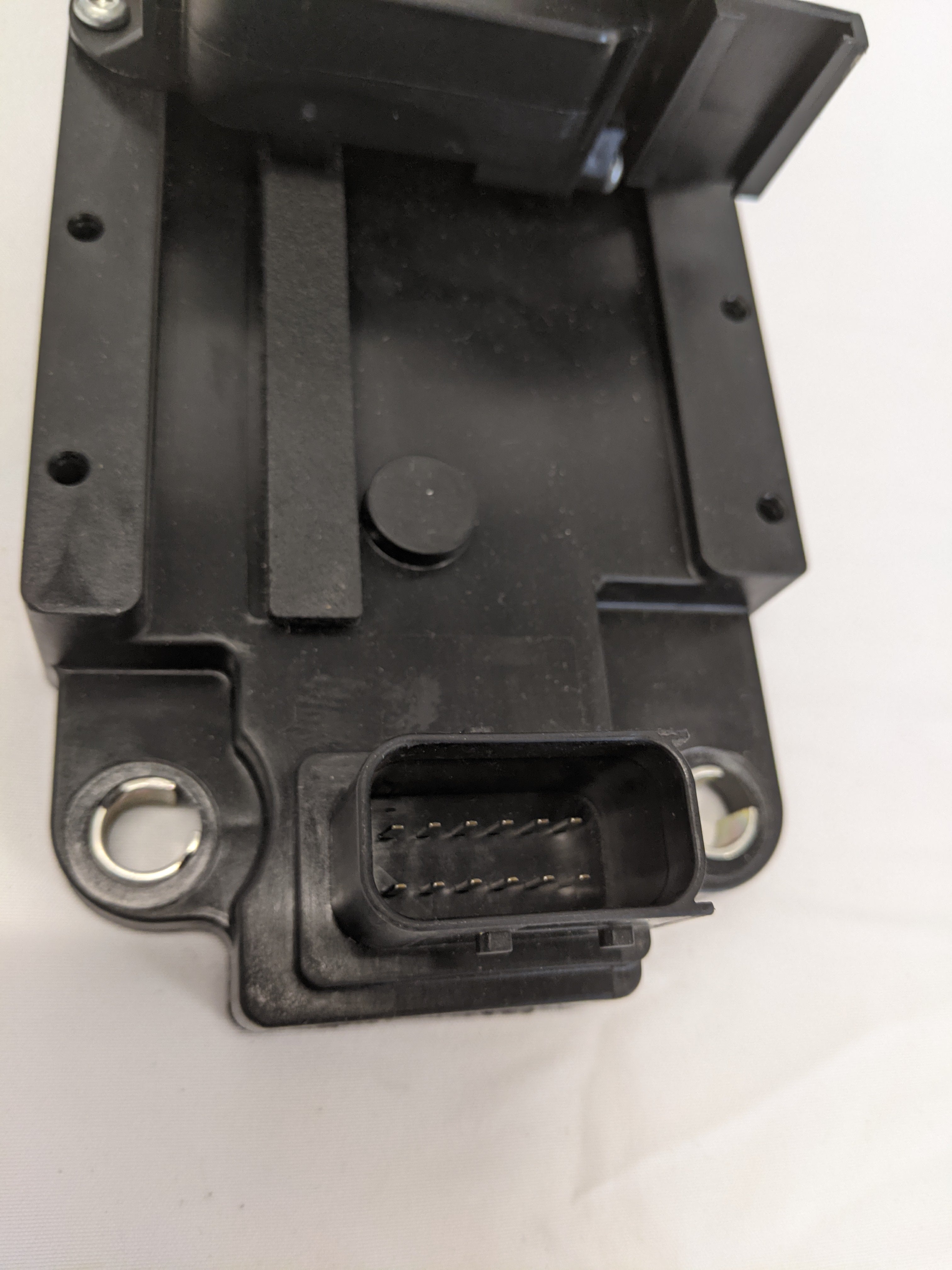 New Freightliner ECP 4 Solenoids Bank - P/N  A12-32241-004 (10121438363964)