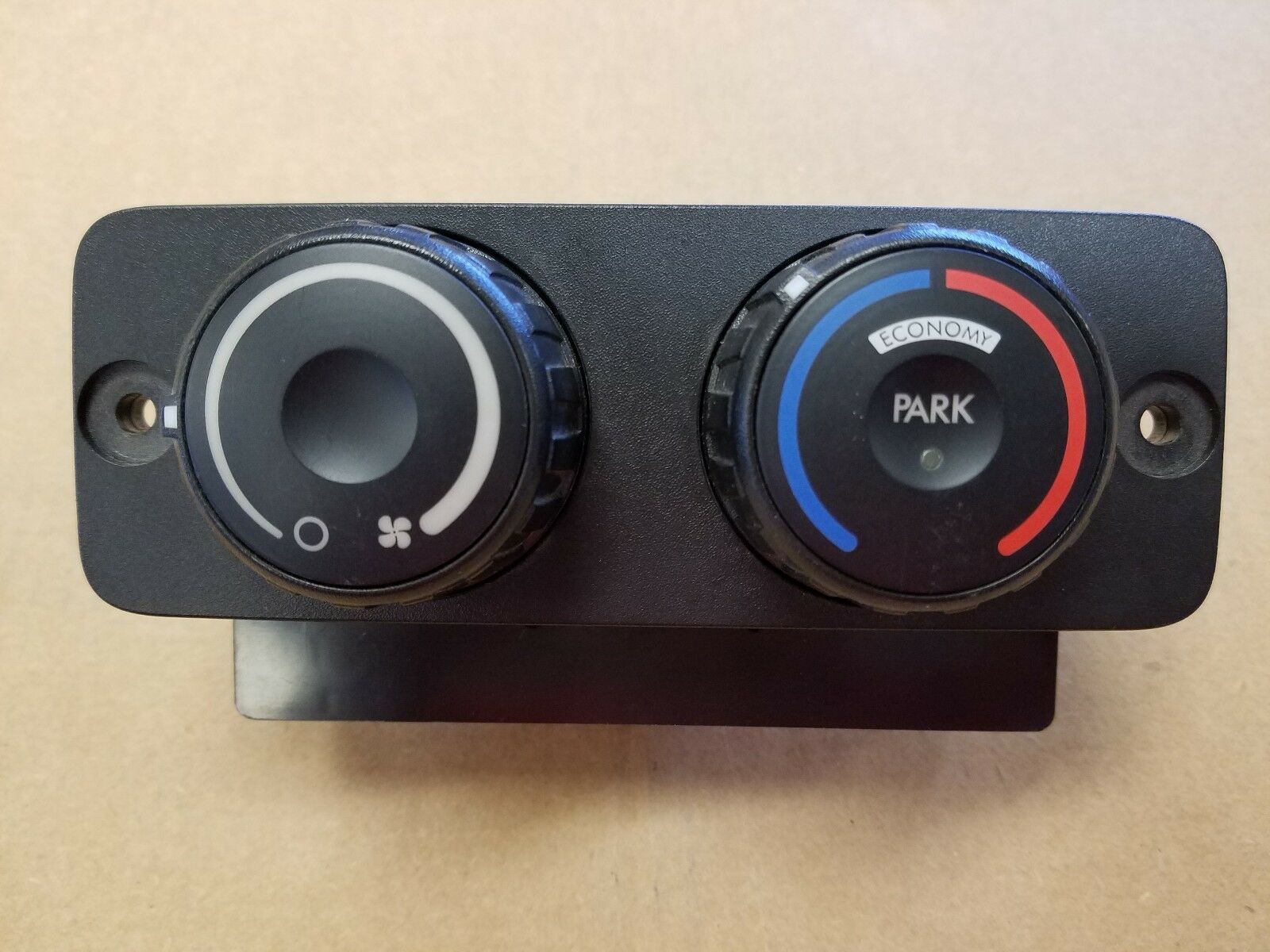 Freightliner 2-Knob HVAC Control - P/N A22-73673-000