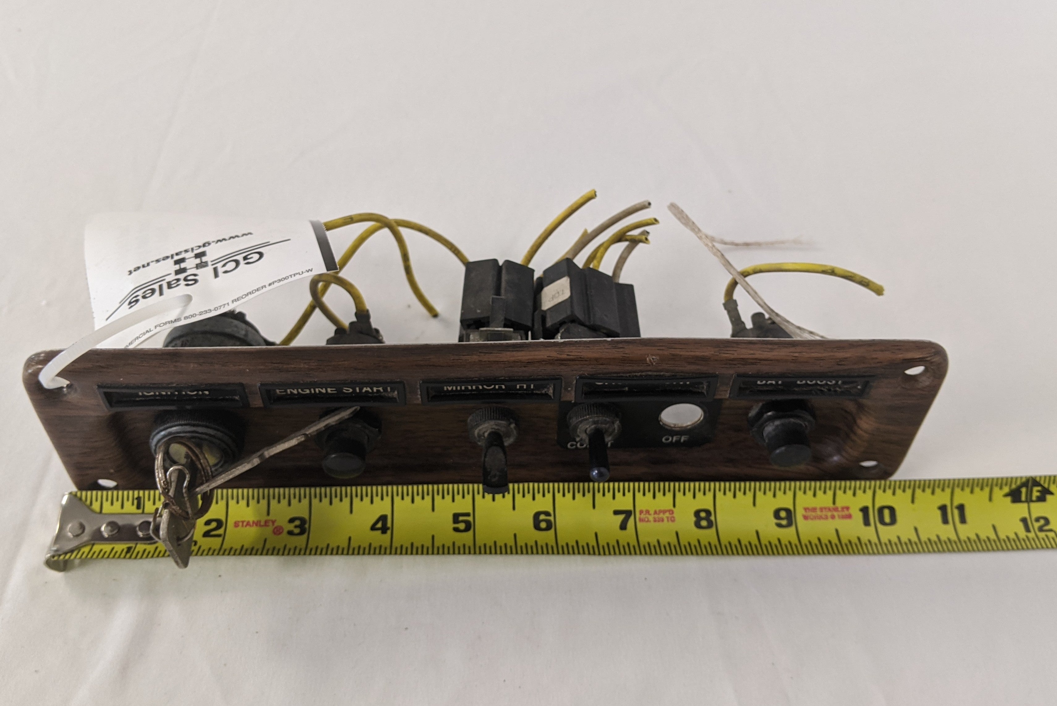 Used Freightliner FLD Classic Dash Ignition LH Switch Panel- P/N 22-25265-009 (9997548028220)