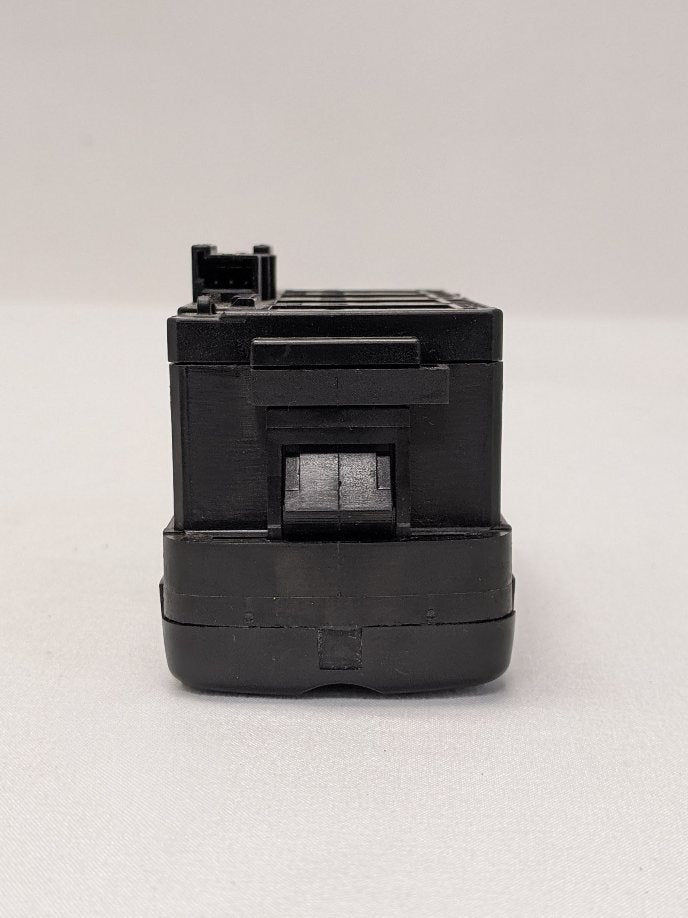 Used Freightliner Cascadia P3 Sleeper Cab Switch Panel  -  P/N  A06-60973-000