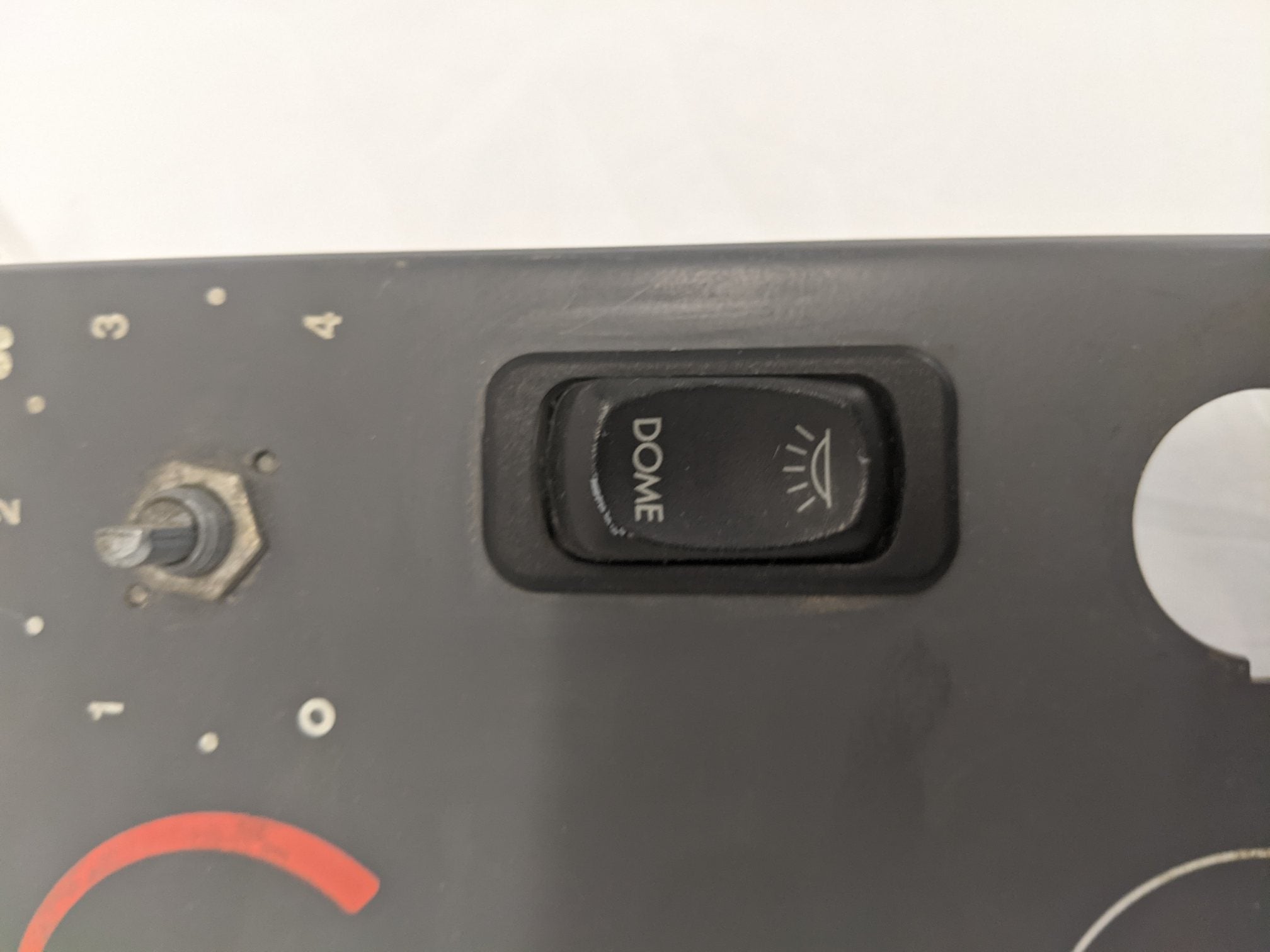 Used Freightliner Columbia Sleeper Box Control Panel - P/N 22-46623-048