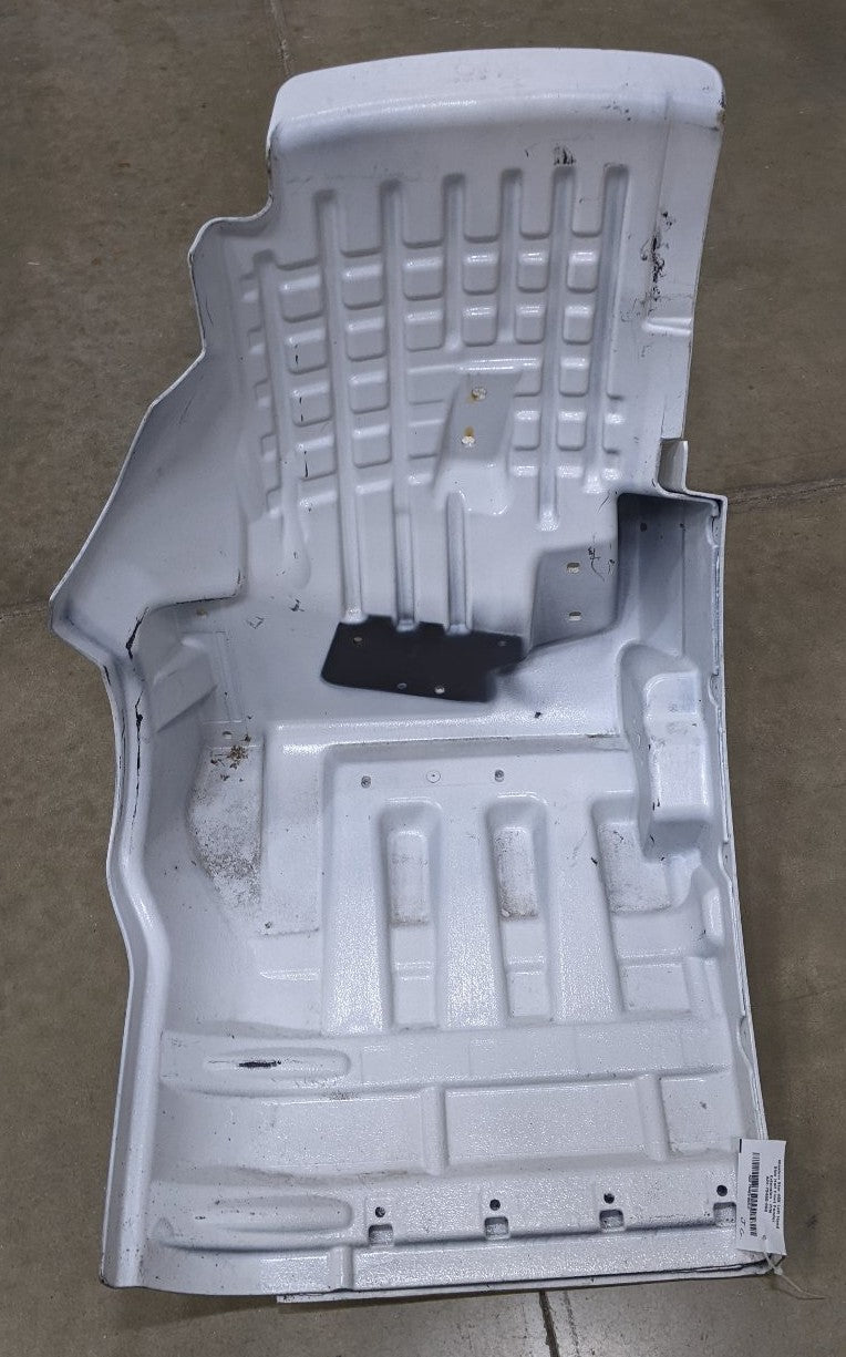 Western Star 49X SFA LH Fender Extension | A22-75465-008