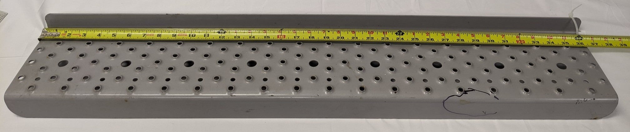 Freightliner 36 ½" x 6 ½" Argent Silver Steel Step - P/N 22-52438-005