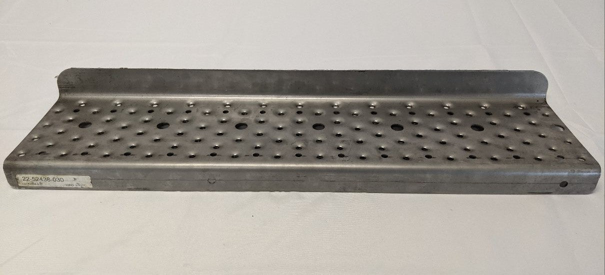 Freightliner 26.5" X 6.5" Polished Stainless Steel Step - P/N 22-52438-030