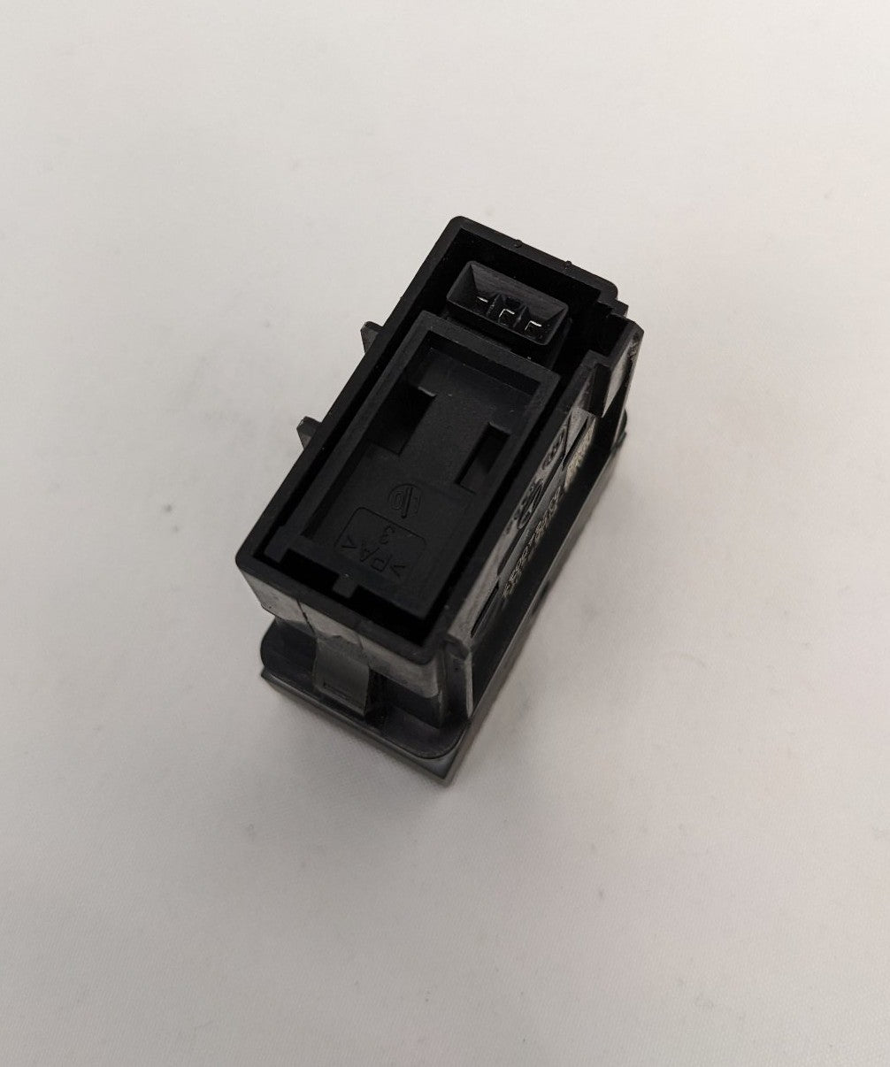 New Freightliner Multiplex Aero Off, Modular Field Switch - P/N A06-90128-067 (10140356641084)
