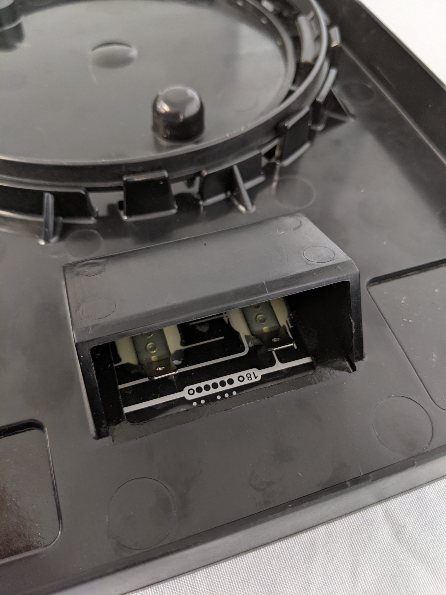 Used Freightliner Cascadia P3 Heated Flat Primary Mirror Glass- P/N  TL 28716A (10099900023100)