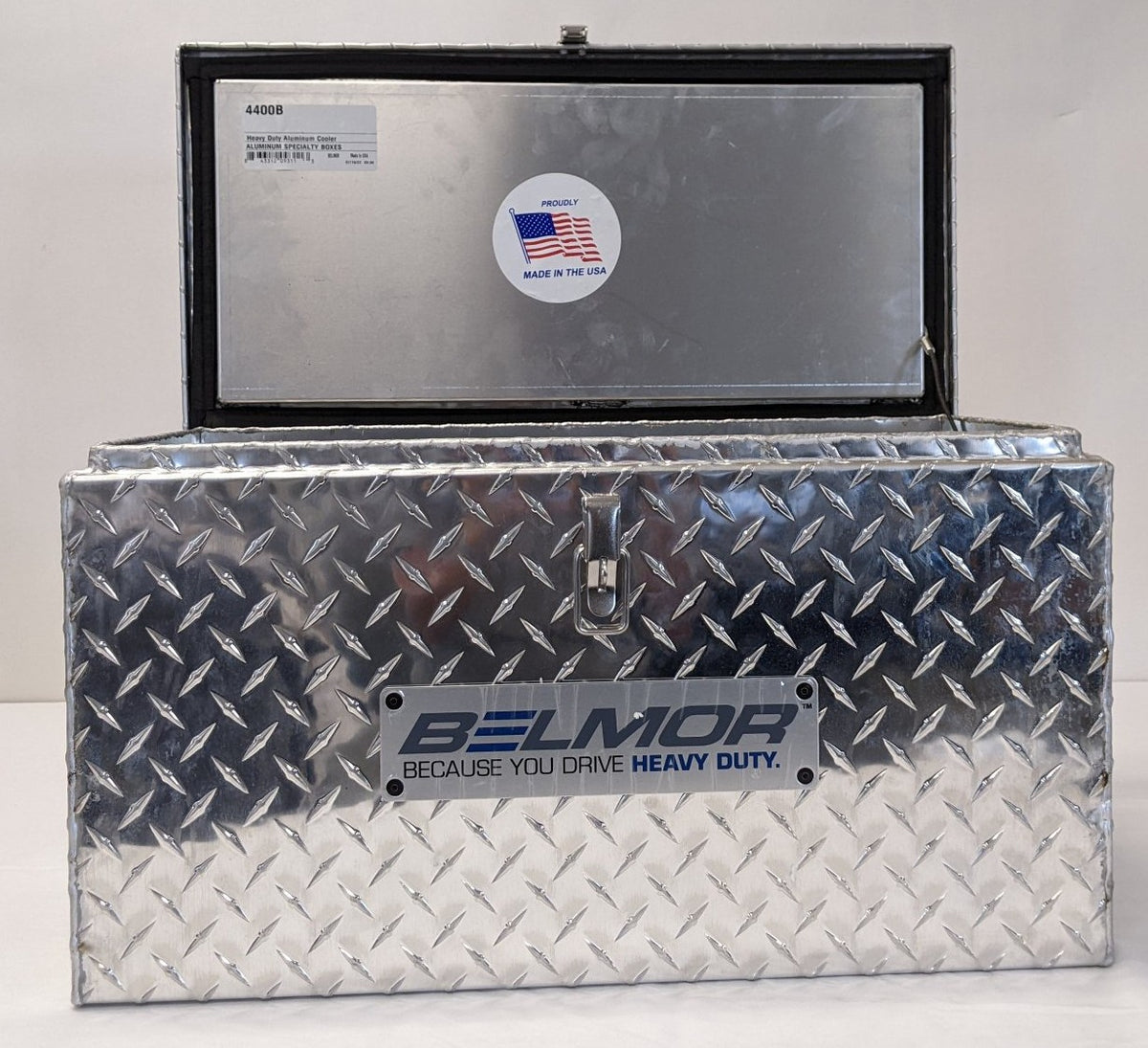 Belmor 48 Qt. Diamond Aluminum Cooler - P/N BLR 4400B