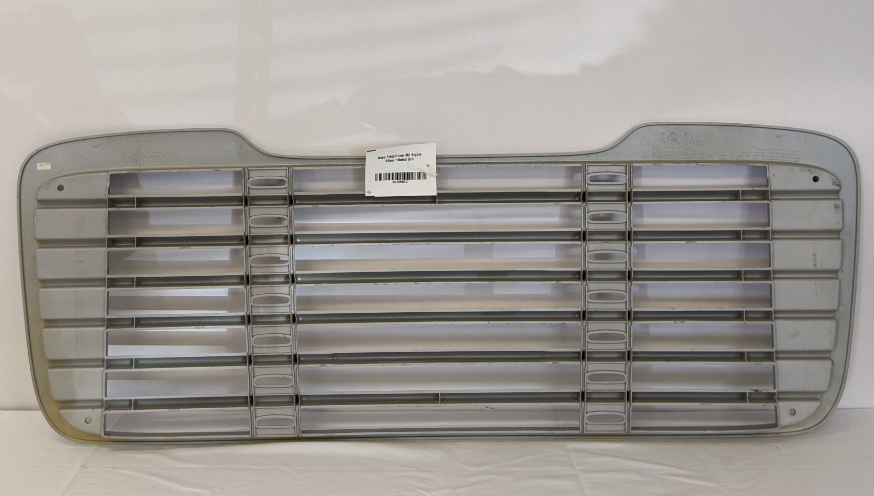 Used Freightliner M2 Argent Silver Painted Grill -P/N 17-14787-000 (4919660150870)
