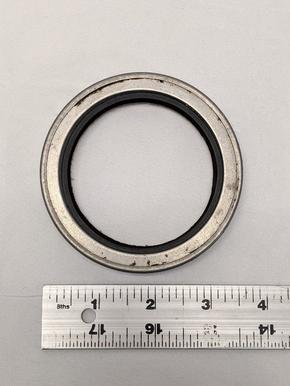 Front Steer Wheel Oil Seal - P/N CR-29275