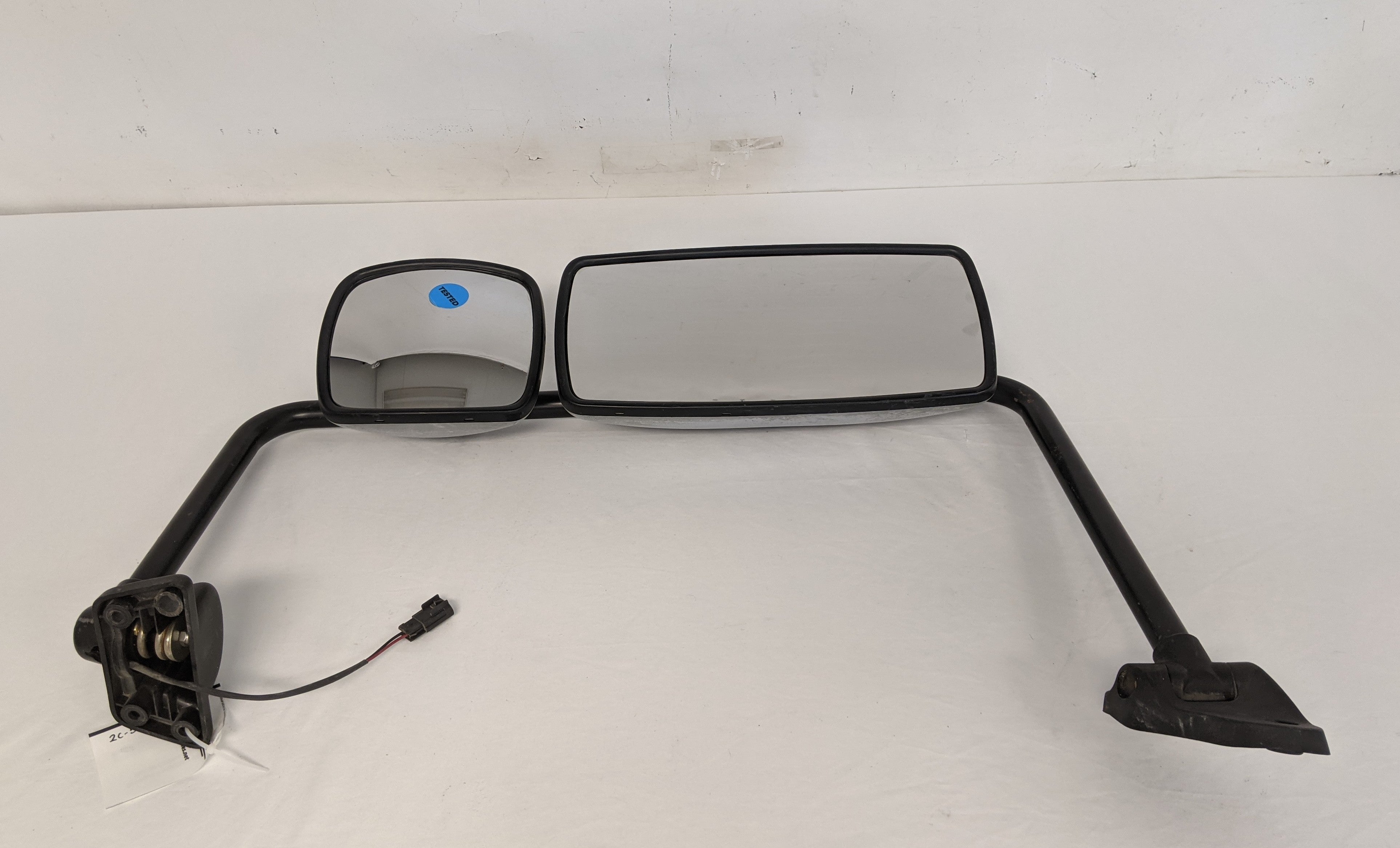 Damaged Freightliner M2 LH Manual Chrome Mirror - P/N  A22-74243-006 (5016717033558)