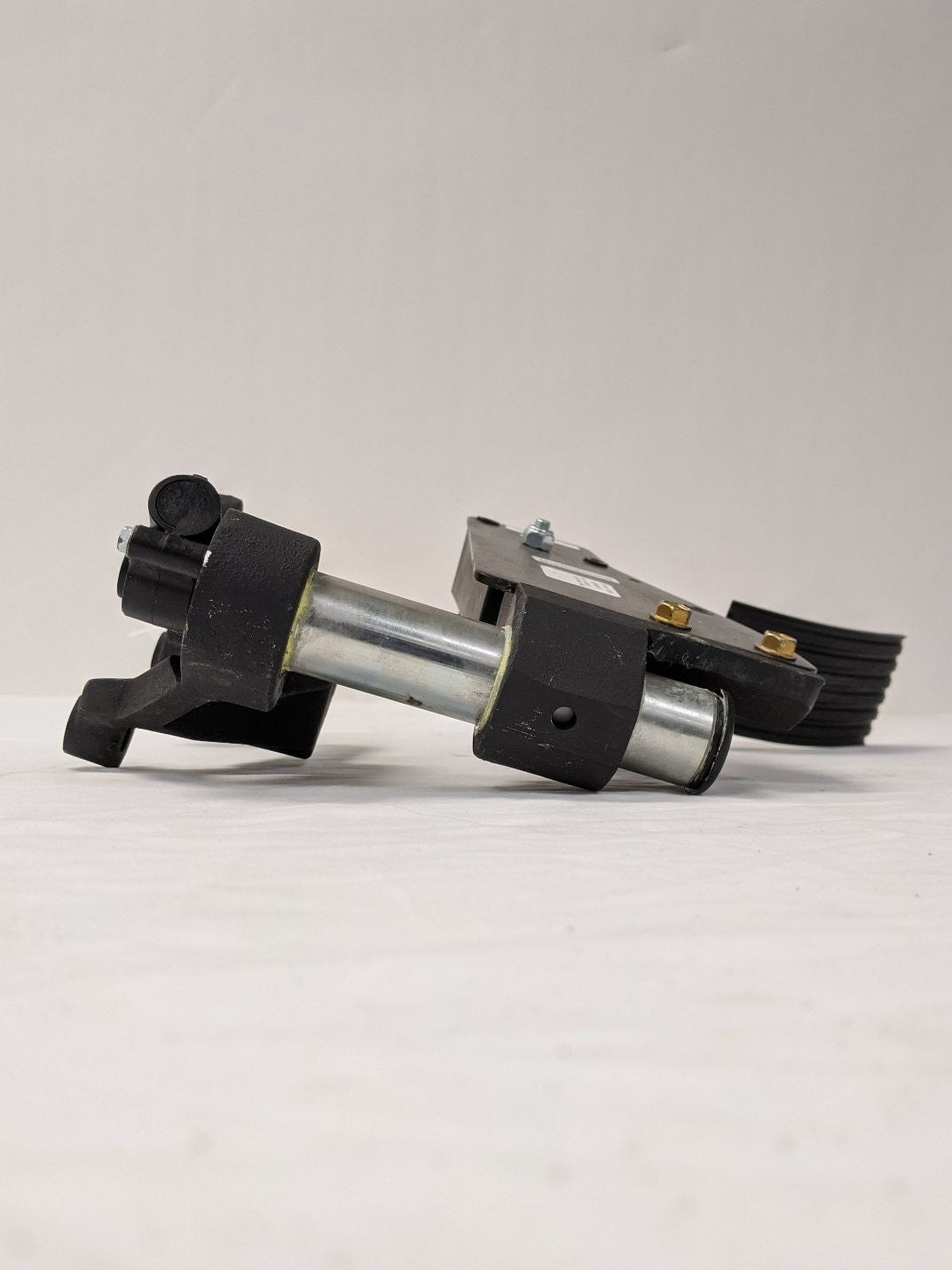 *Missing Adjuster* Freightliner Accelerator ADJ Pedal Assy - P/N  A01-34001-000